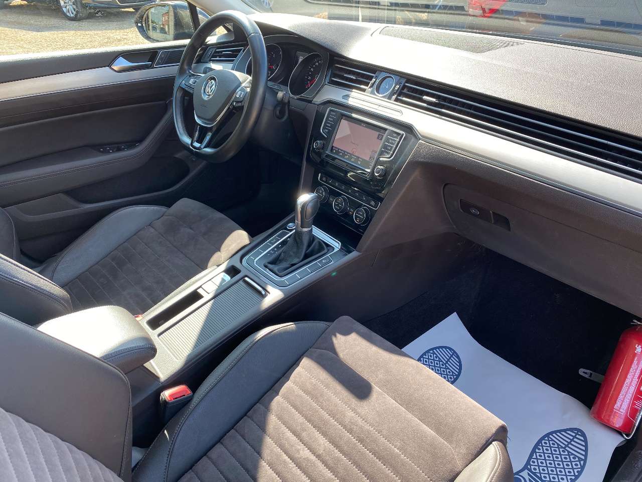 Leconte Motors -  Volkswagen Passat Variant
