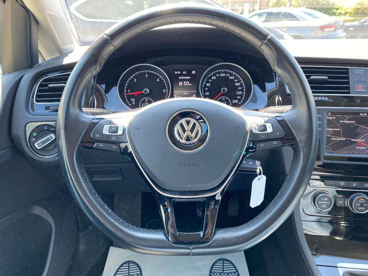 Leconte Motors -  Volkswagen Golf