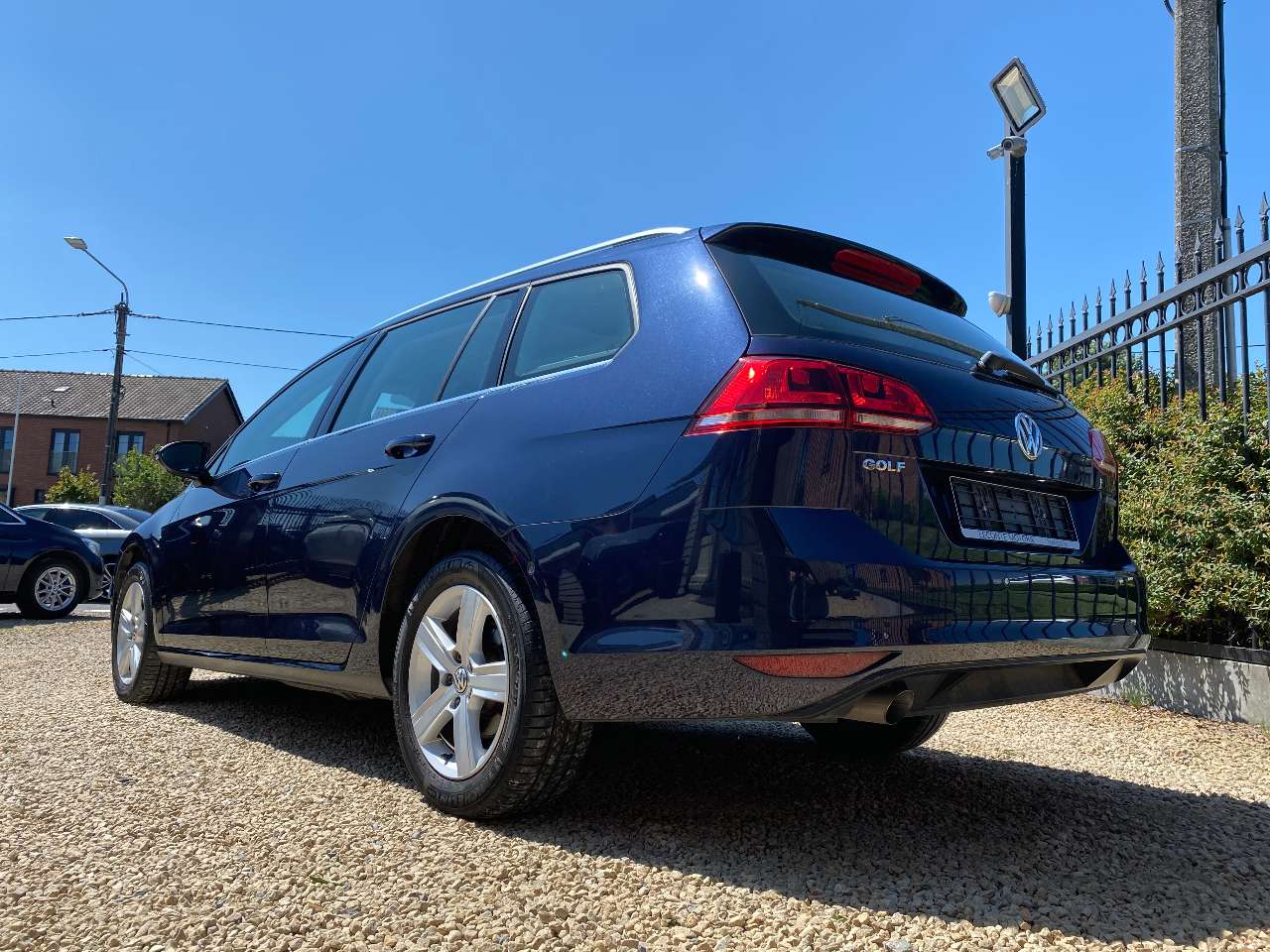 Leconte Motors -  Volkswagen Golf