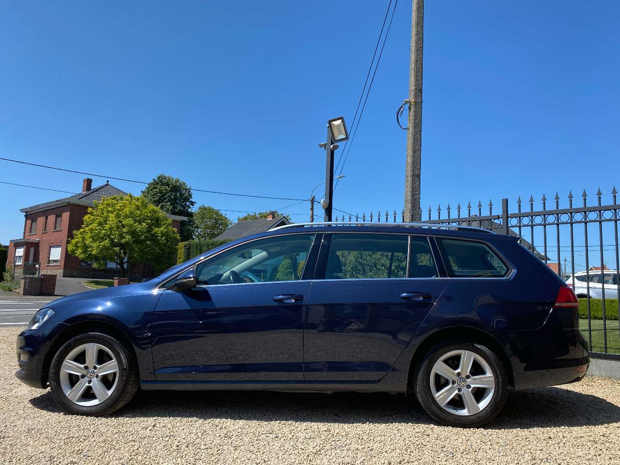 Leconte Motors -  Volkswagen Golf