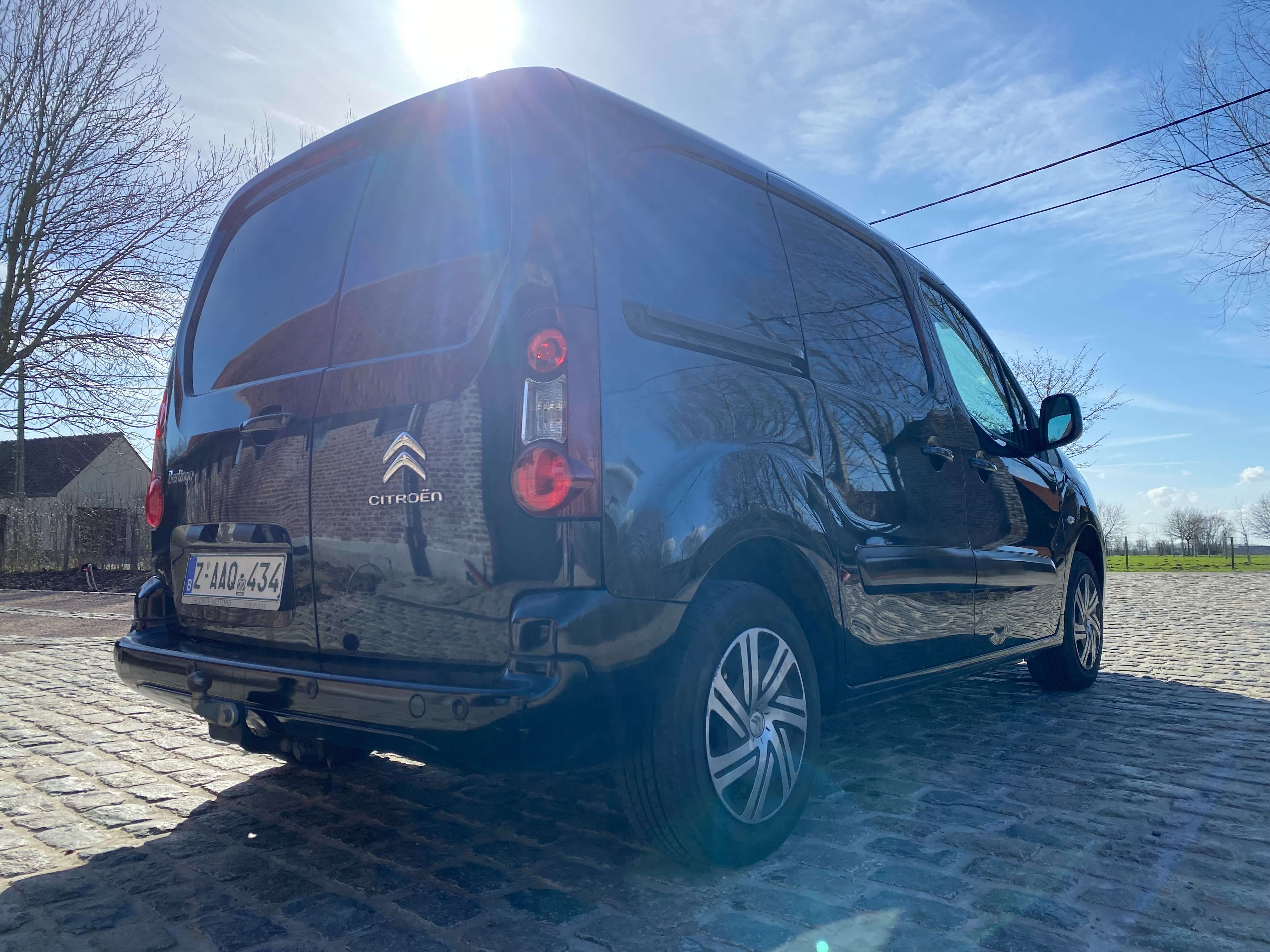 Leconte Motors -  Citroen Berlingo