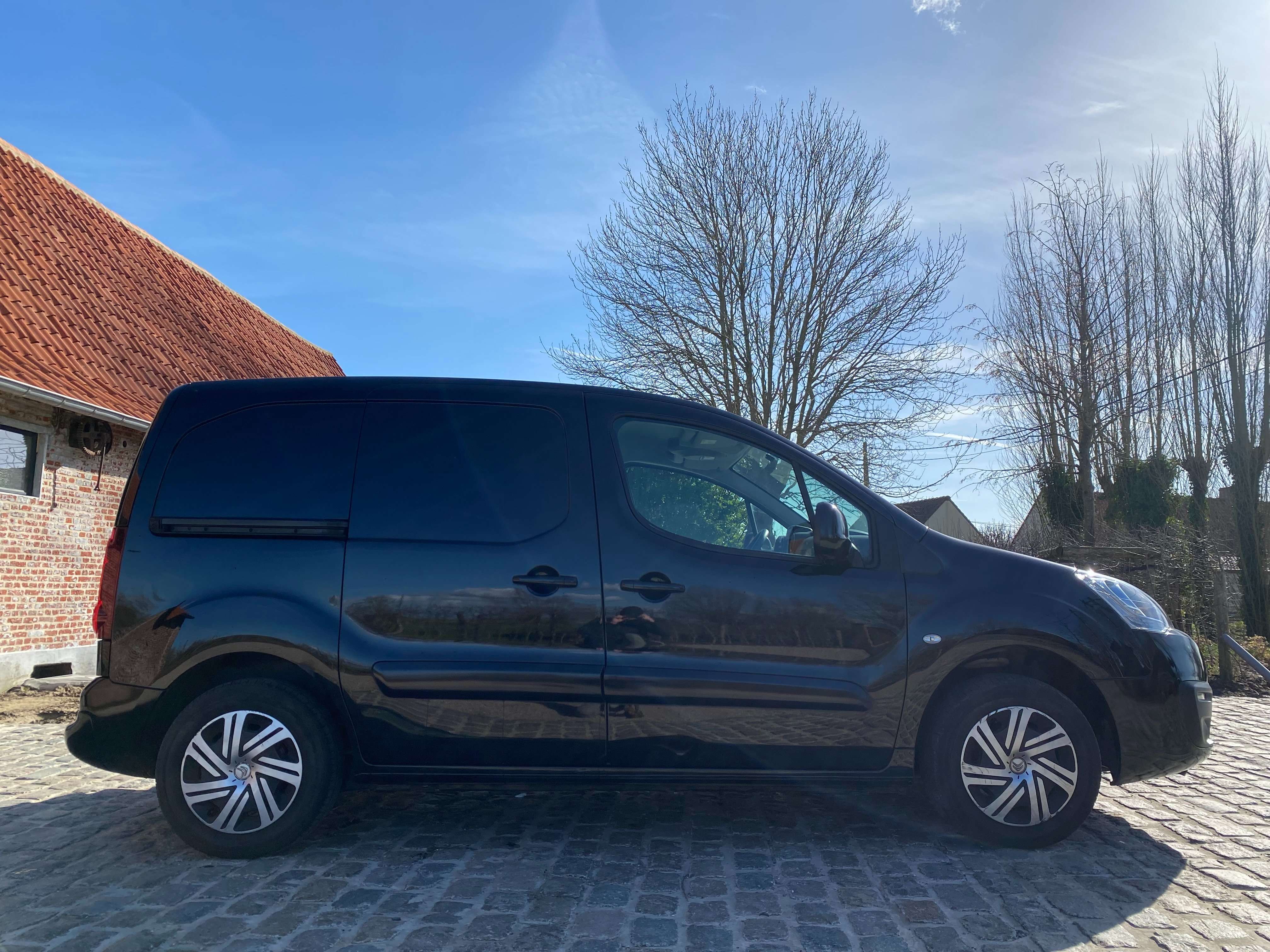 Leconte Motors -  Citroen Berlingo