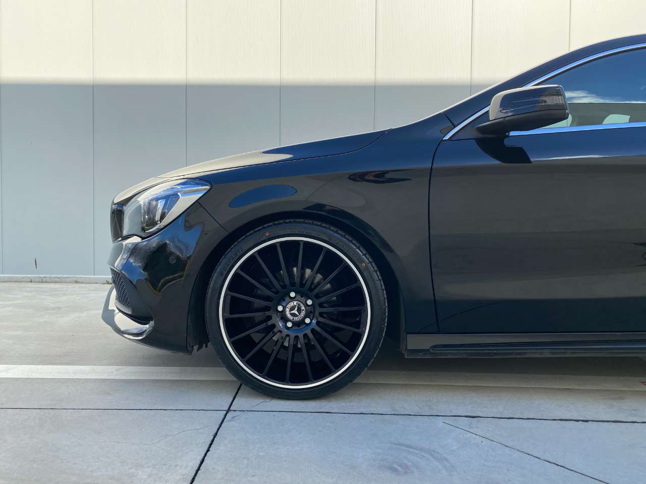 Leconte Motors -  Mercedes-Benz CLA 180