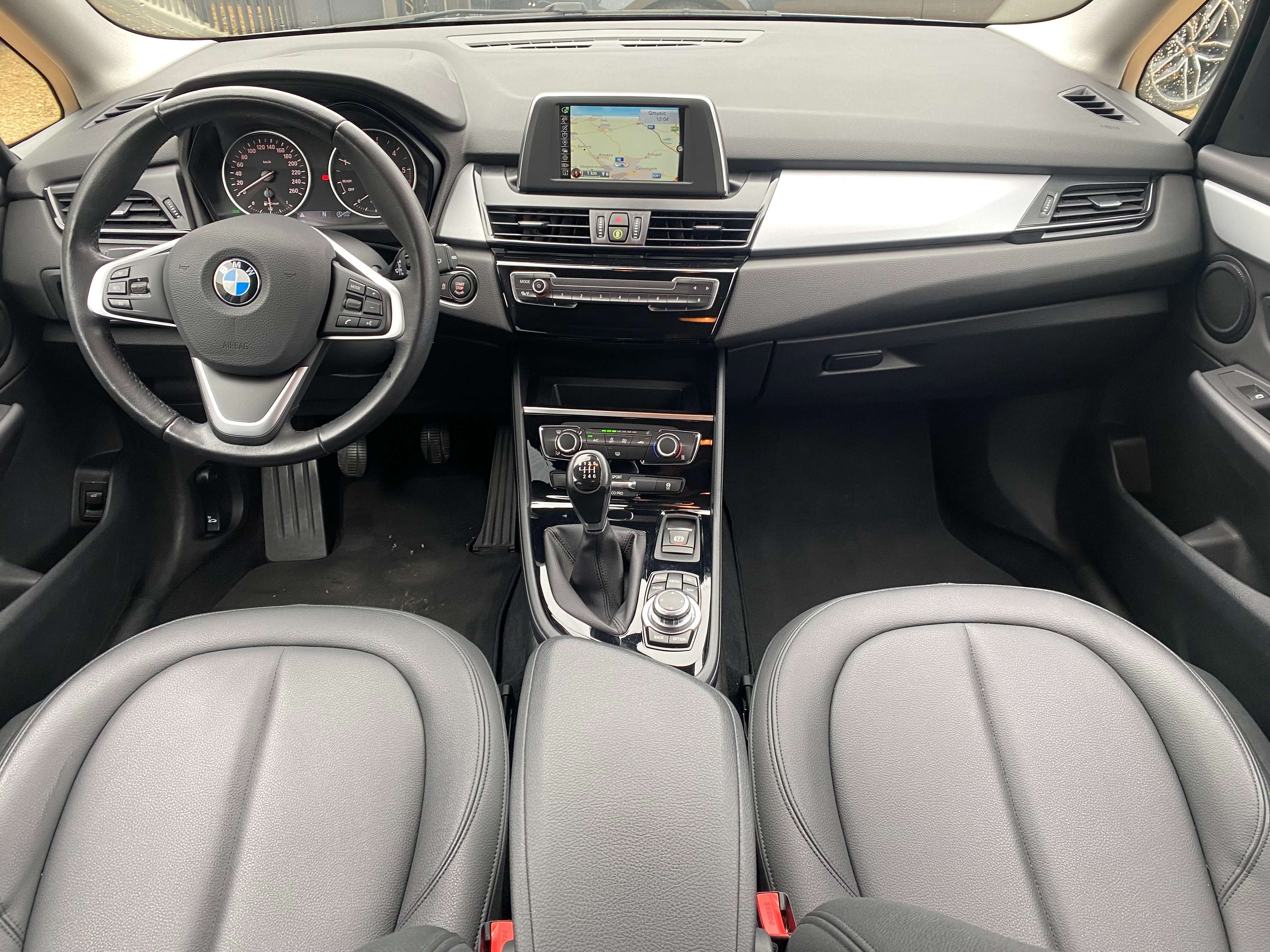 Leconte Motors -  BMW 216