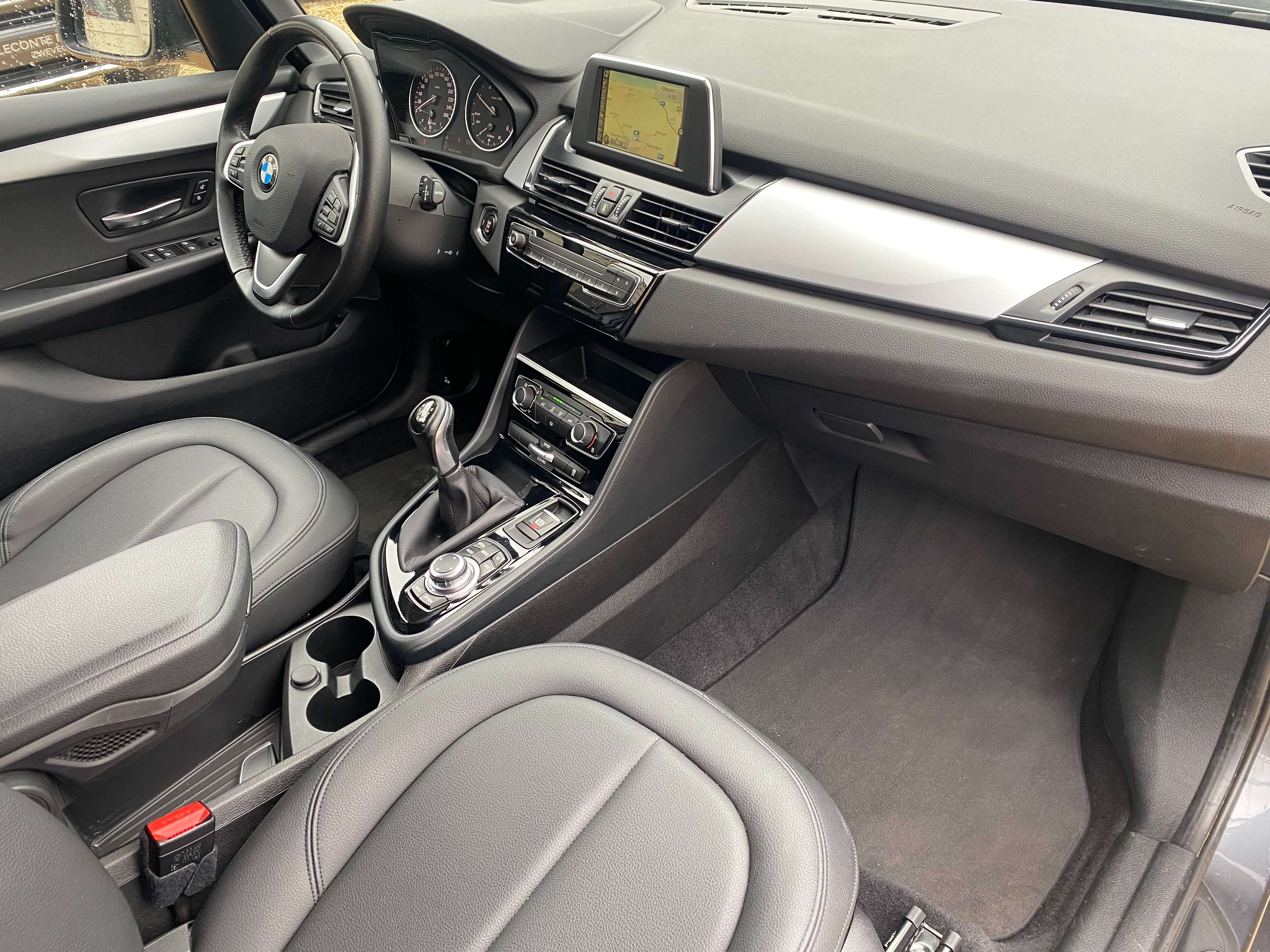 Leconte Motors -  BMW 216