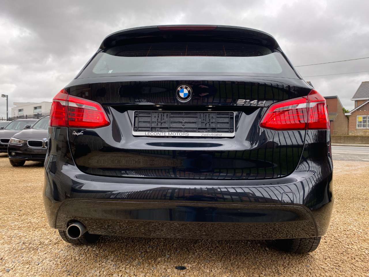 Leconte Motors -  BMW 214
