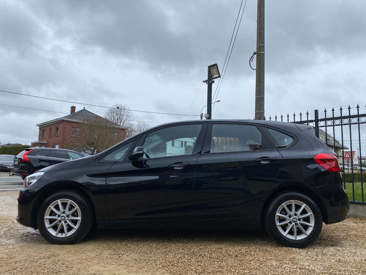 Leconte Motors -  BMW 214