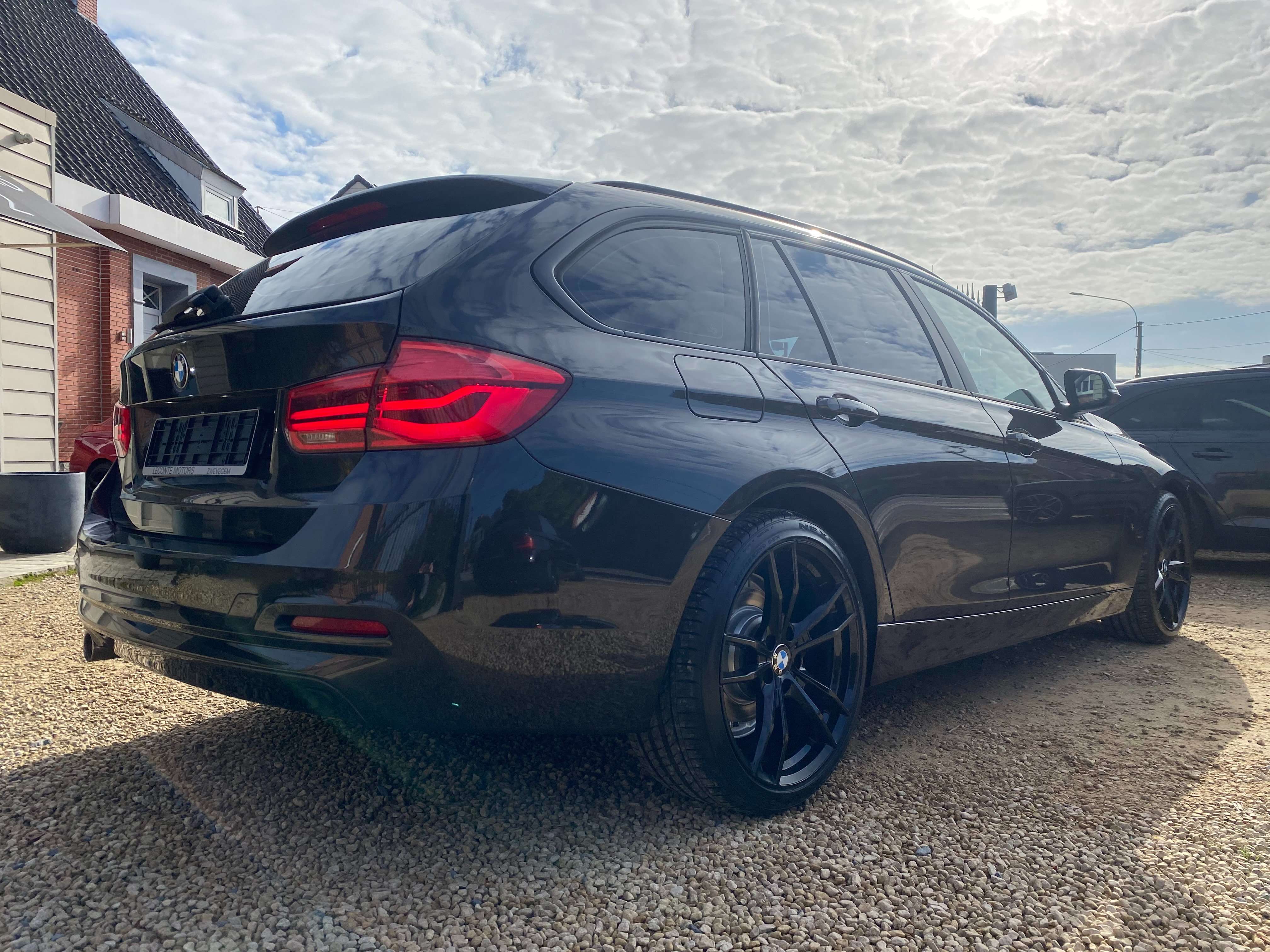 Leconte Motors -  BMW 316