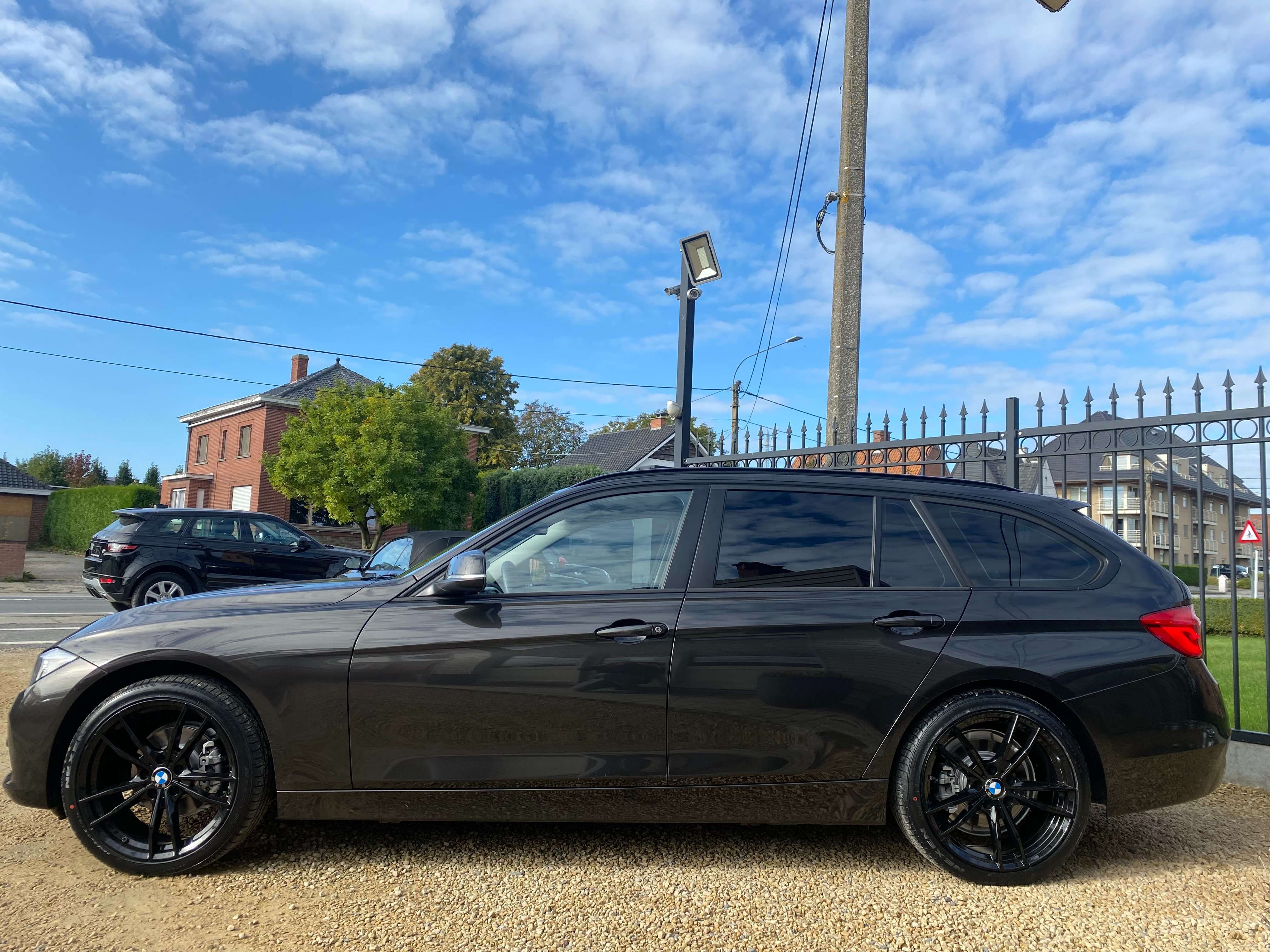 Leconte Motors -  BMW 316