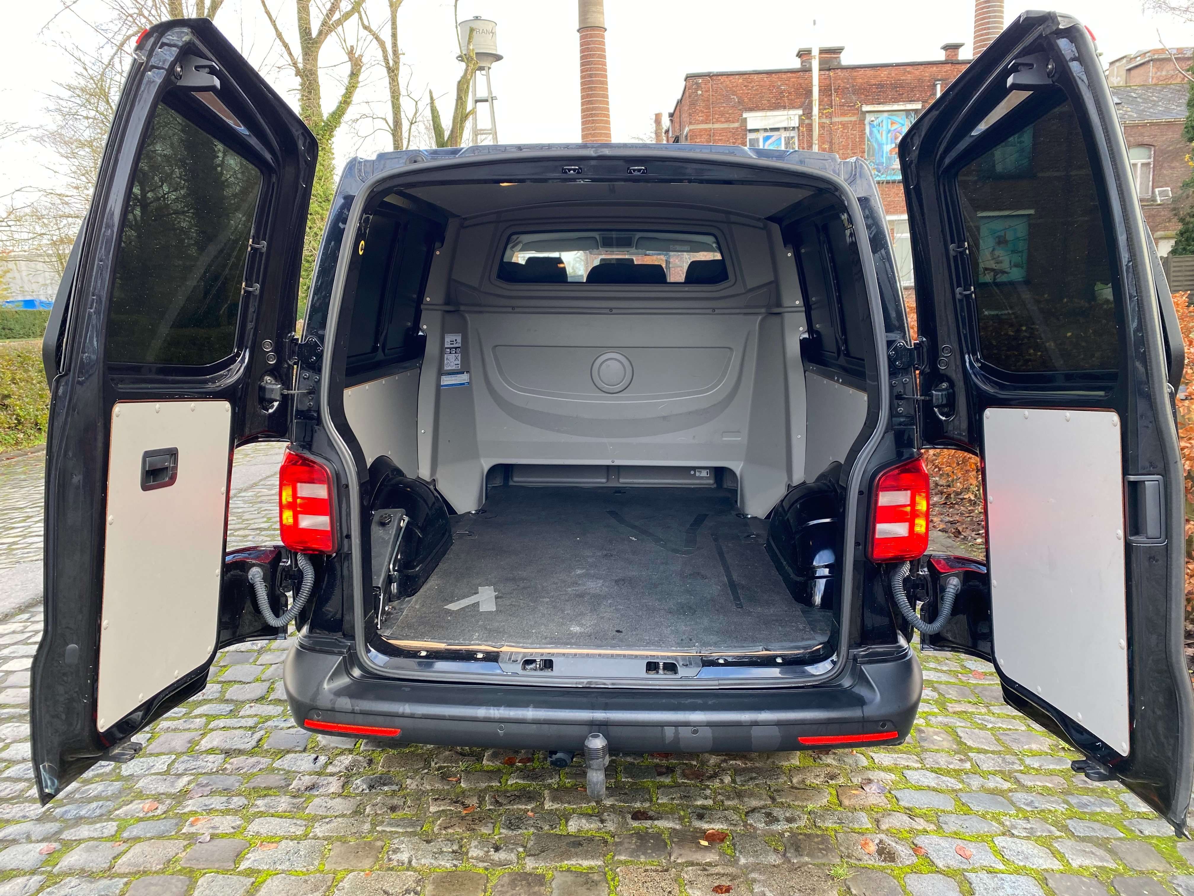 Leconte Motors - Volkswagen T6 Multivan