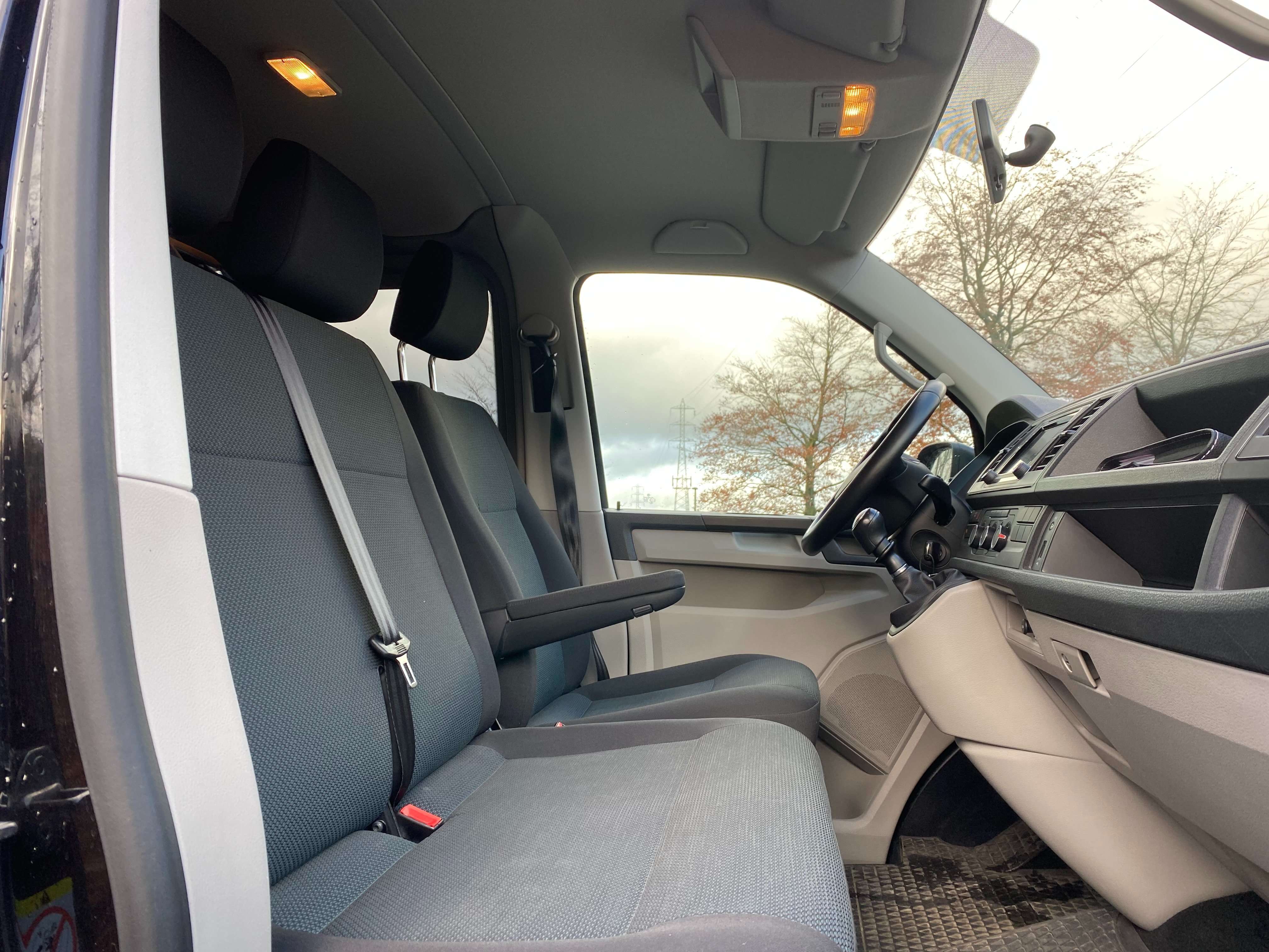 Leconte Motors - Volkswagen T6 Multivan