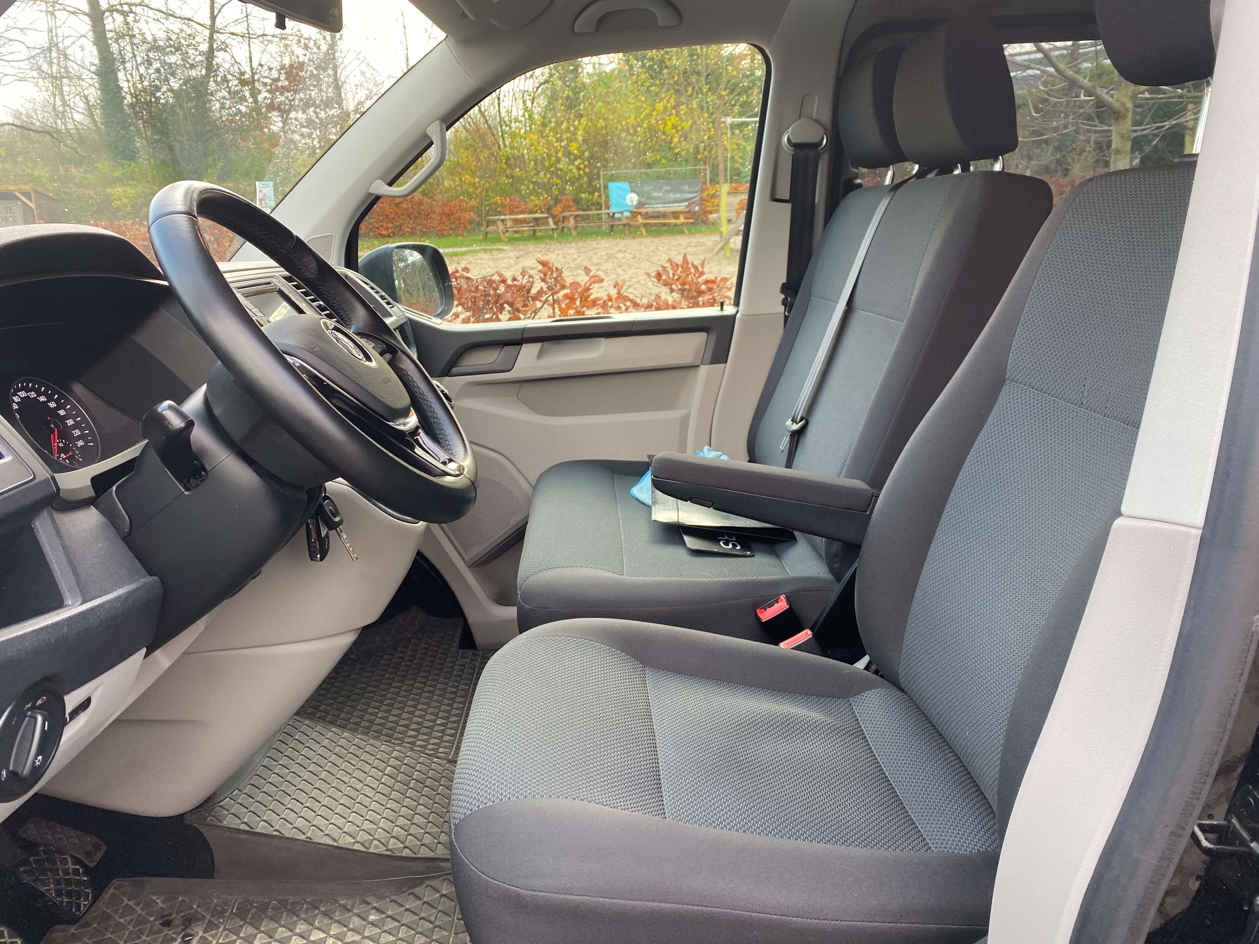 Leconte Motors - Volkswagen T6 Multivan