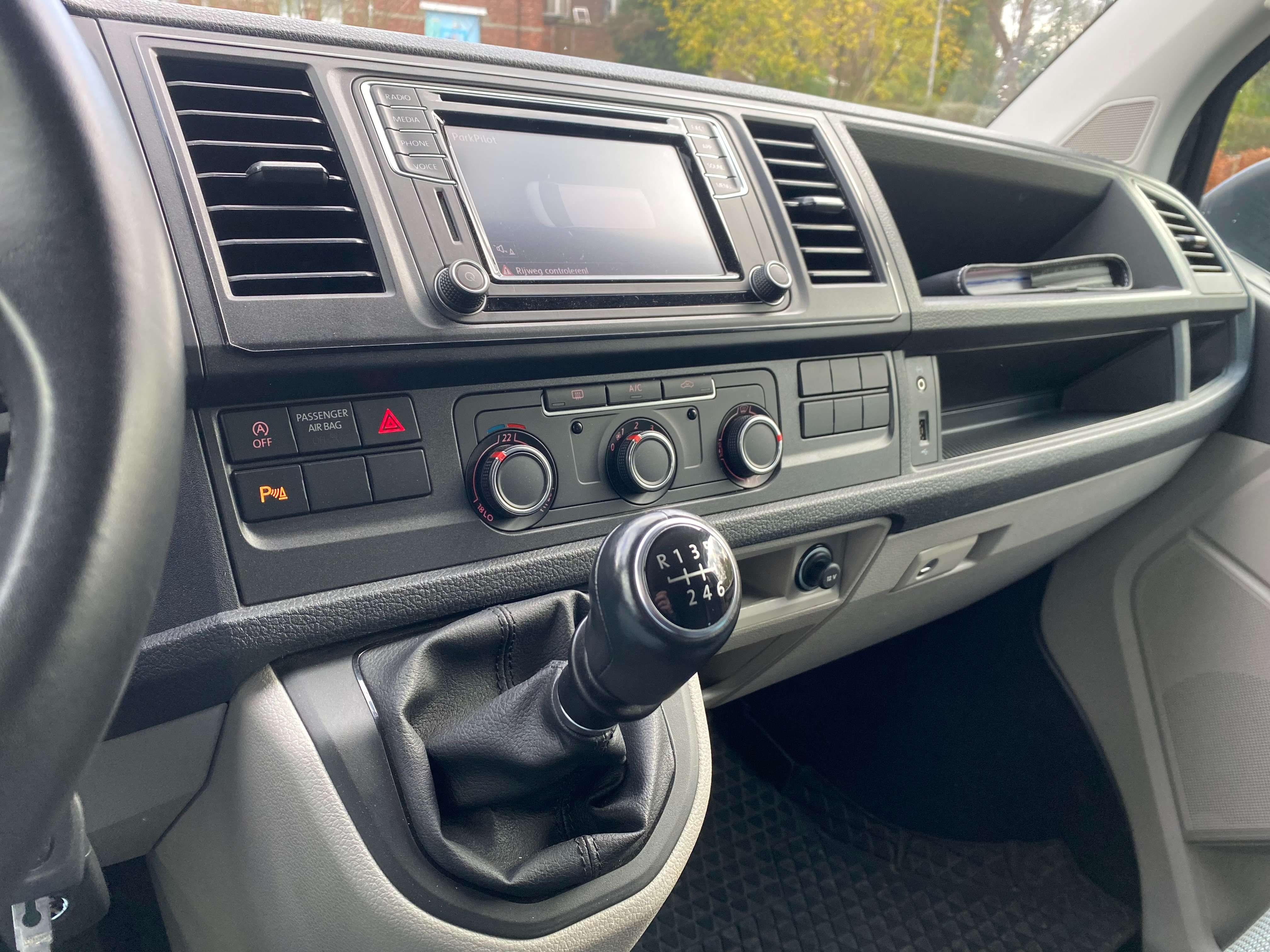 Leconte Motors - Volkswagen T6 Multivan