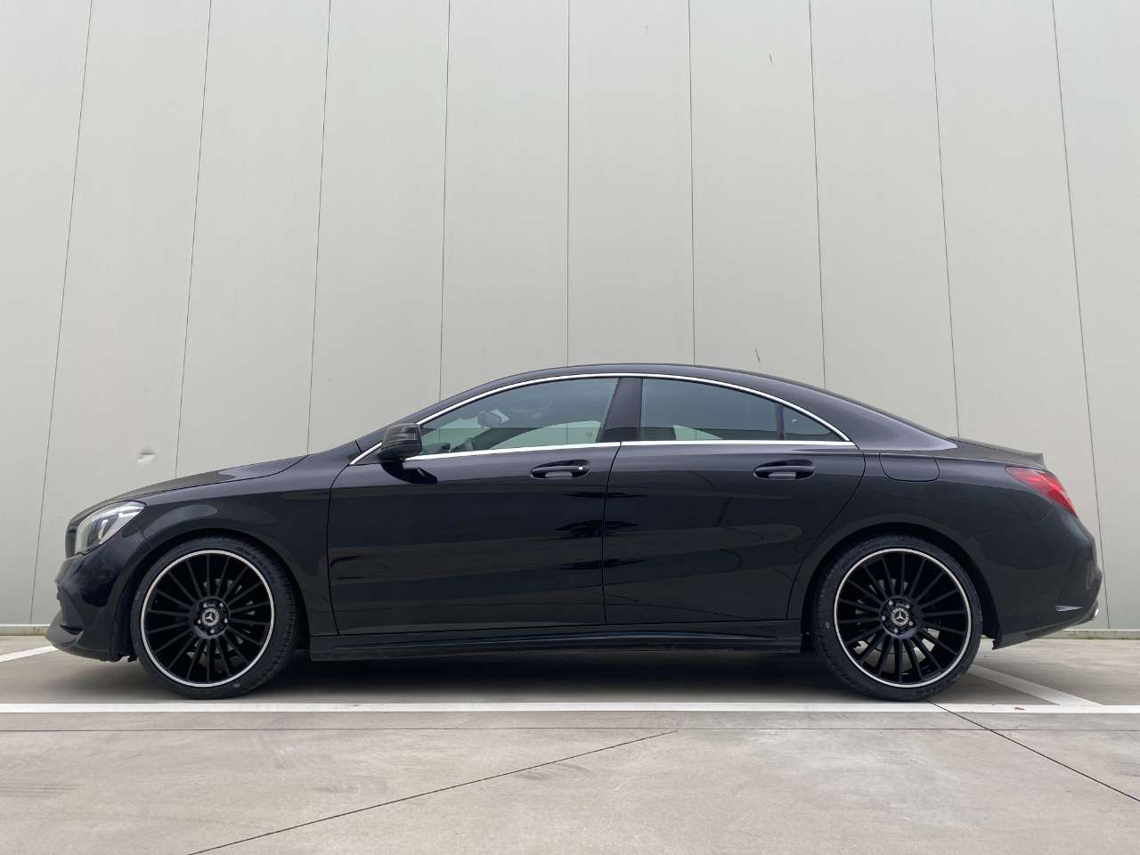 Leconte Motors -  Mercedes-Benz CLA 180