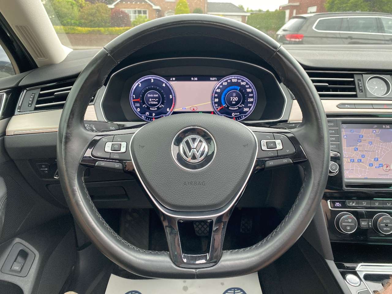 Leconte Motors -  Volkswagen Passat Variant