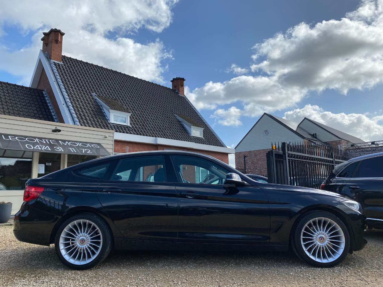 Leconte Motors -  BMW 318