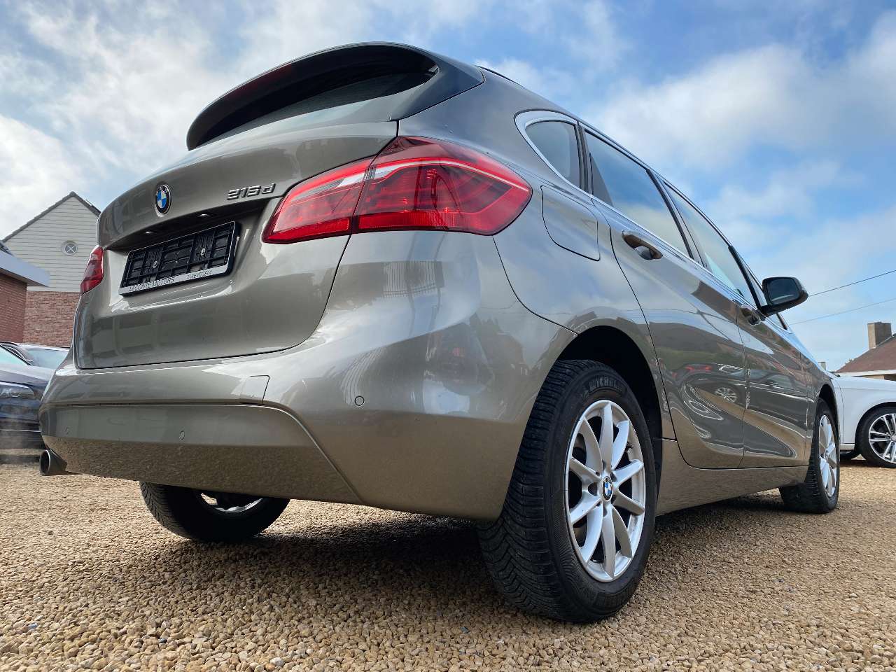 Leconte Motors -  BMW 216