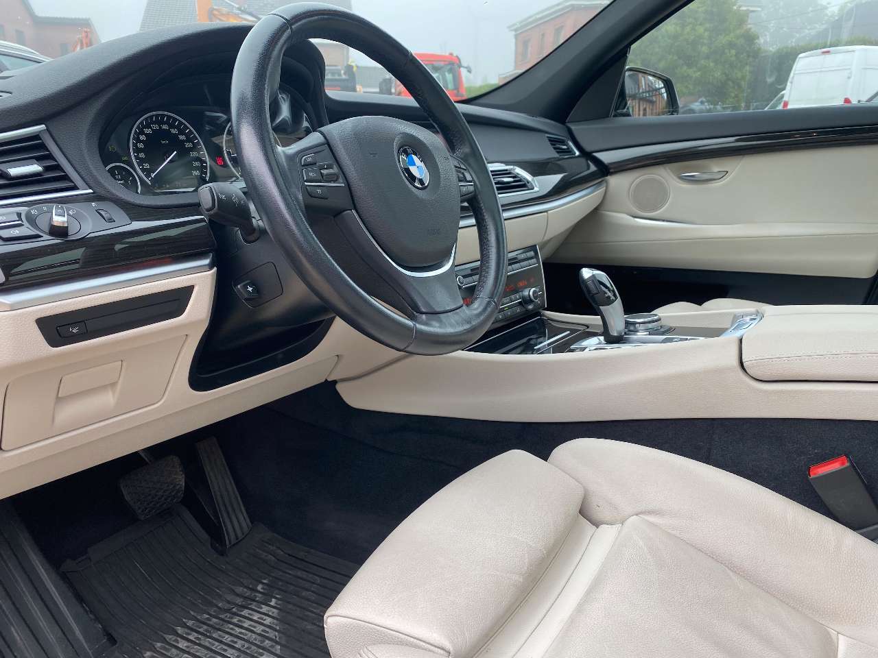 Leconte Motors -  BMW 520