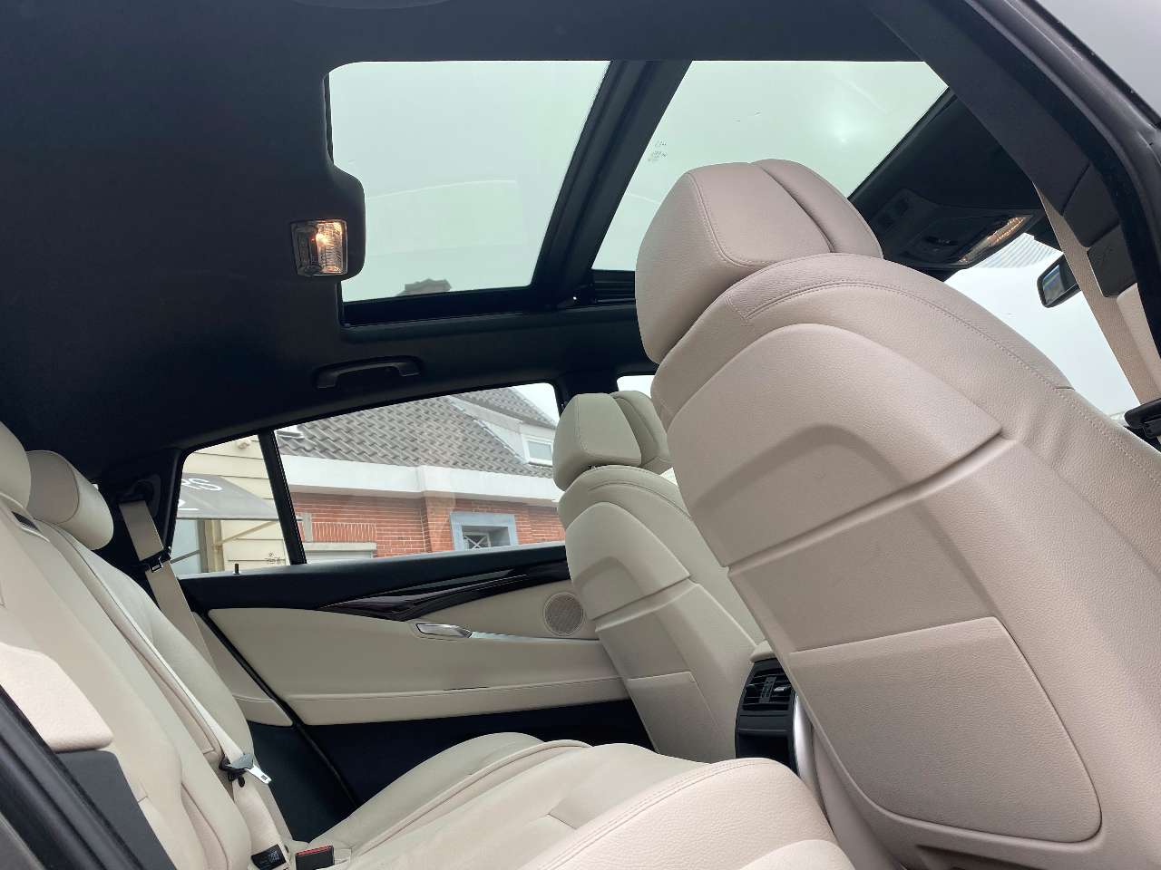 Leconte Motors -  BMW 520