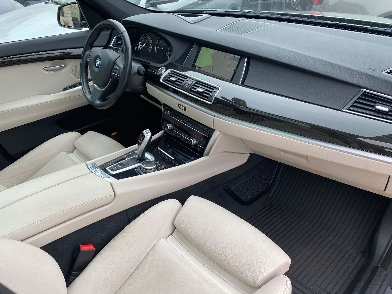 Leconte Motors -  BMW 520