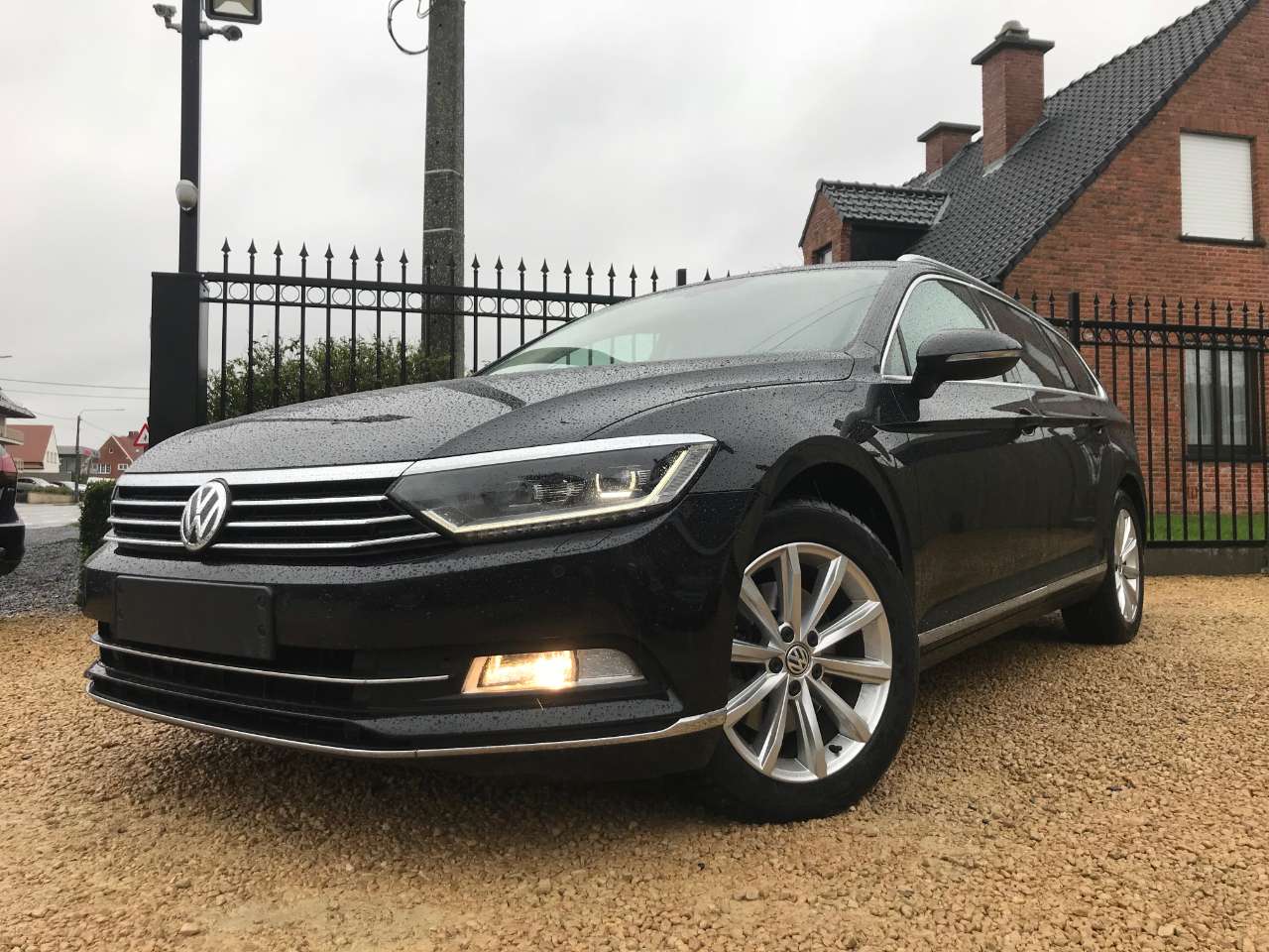 Leconte Motors -  Volkswagen Passat Variant