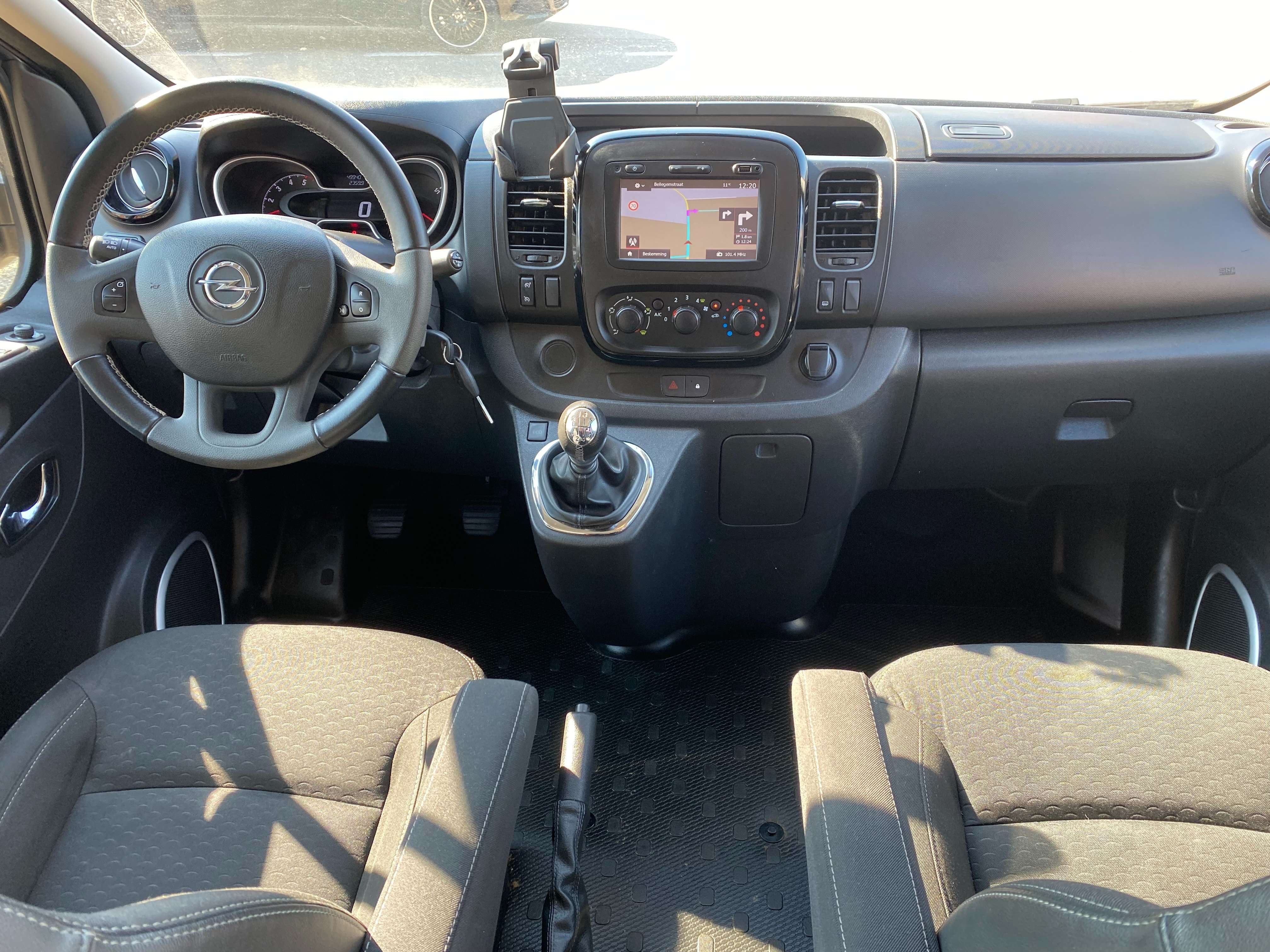 Leconte Motors -  Opel Vivaro