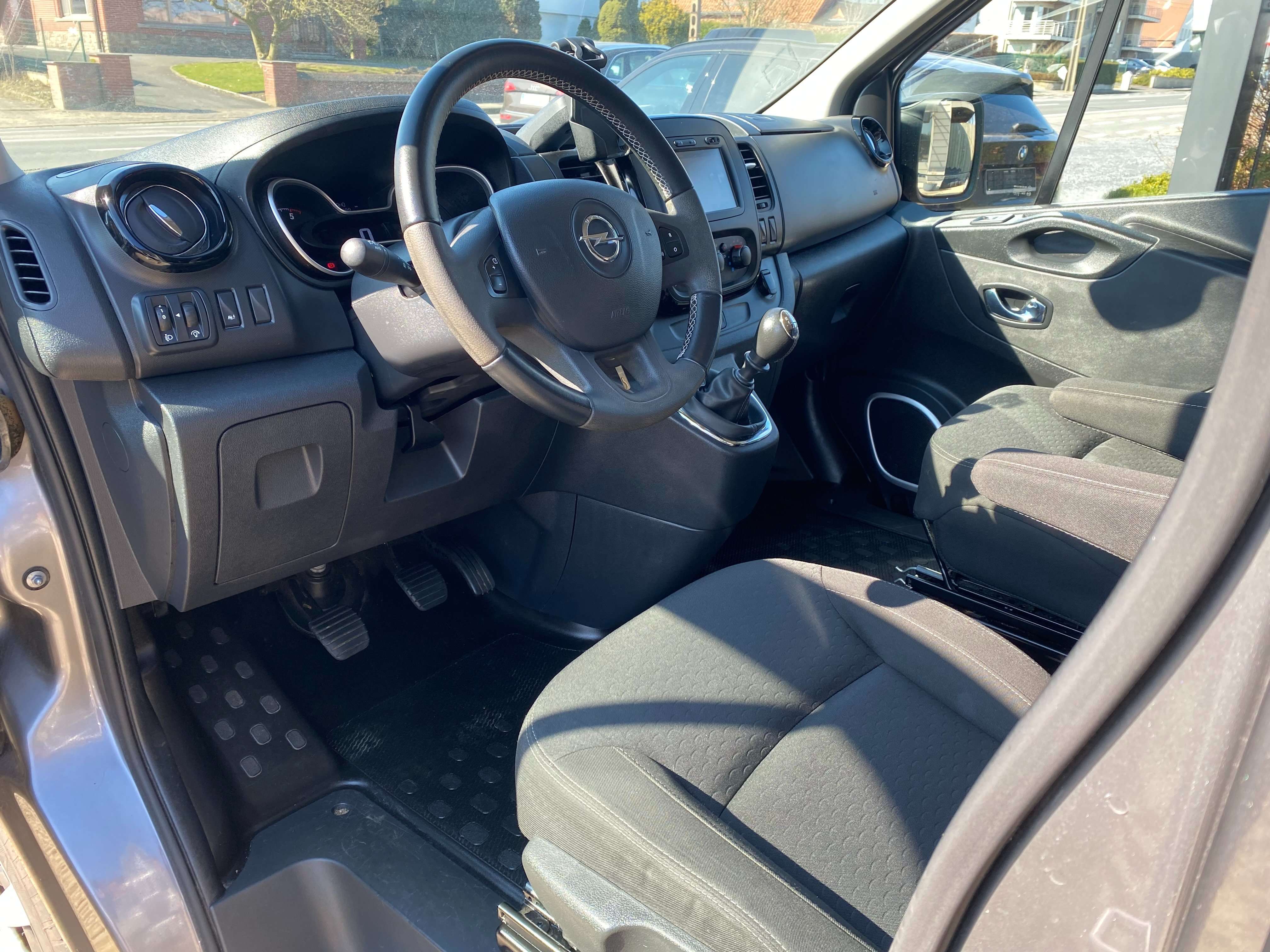 Leconte Motors -  Opel Vivaro