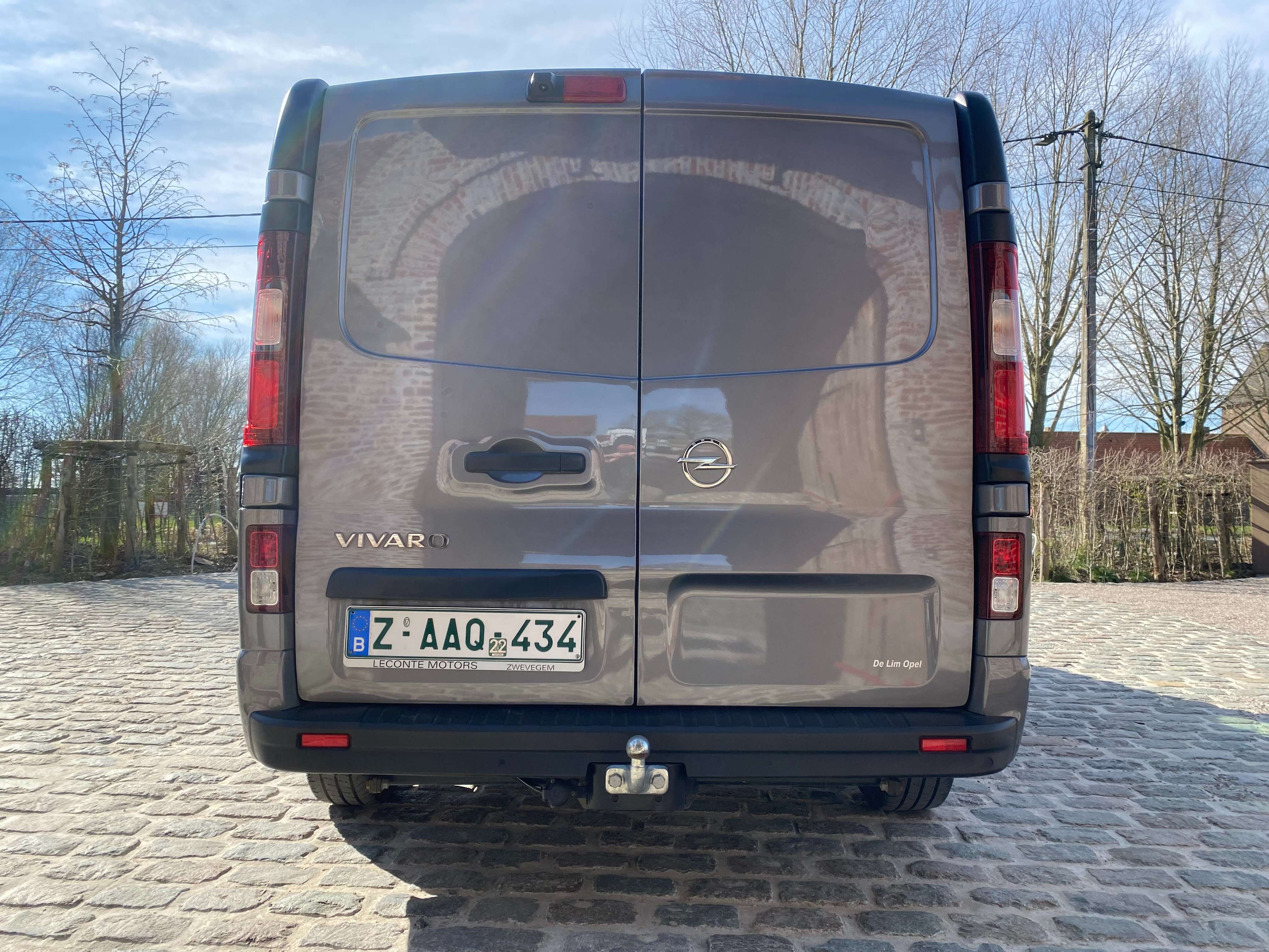 Leconte Motors -  Opel Vivaro