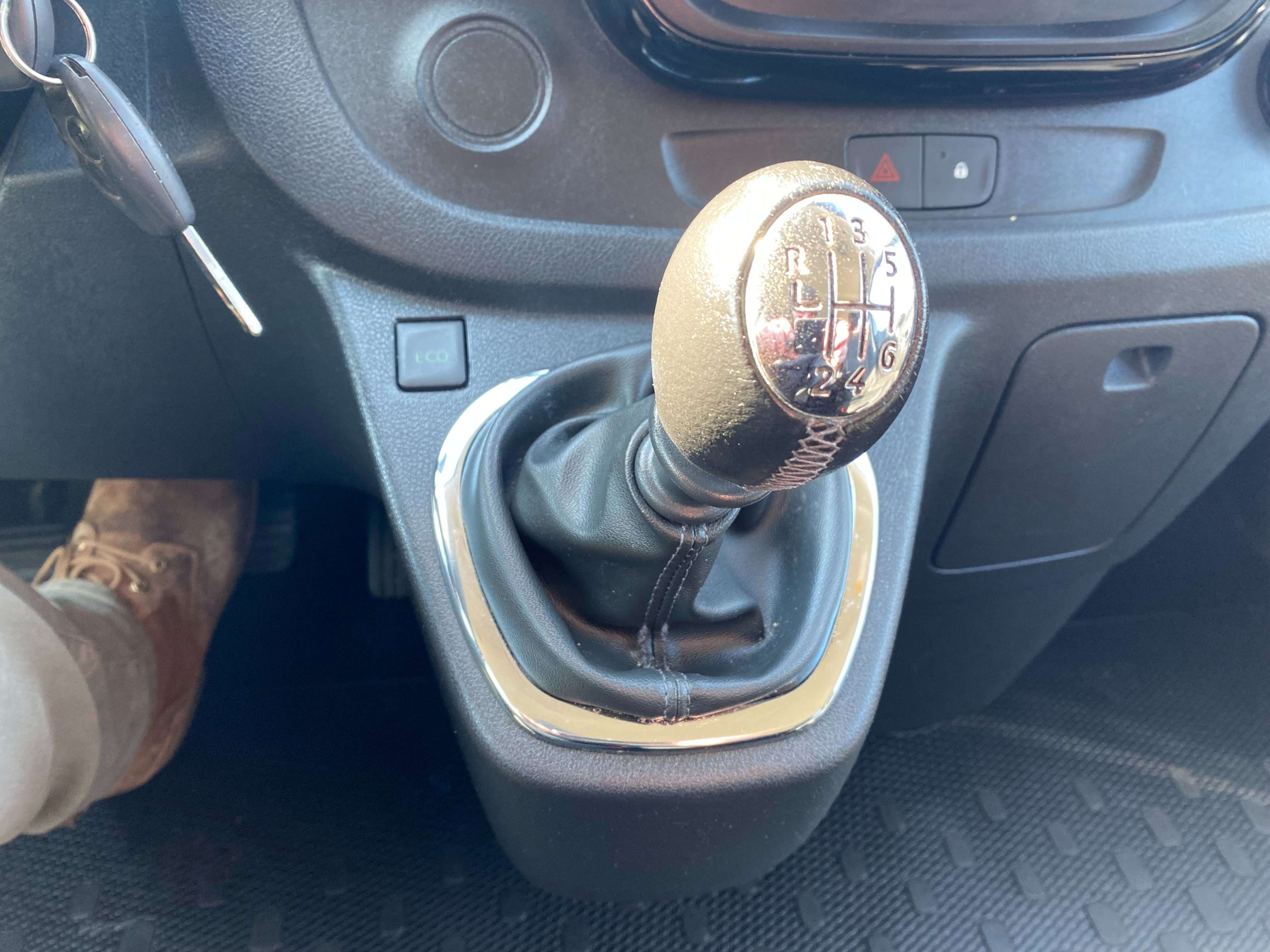 Leconte Motors -  Opel Vivaro
