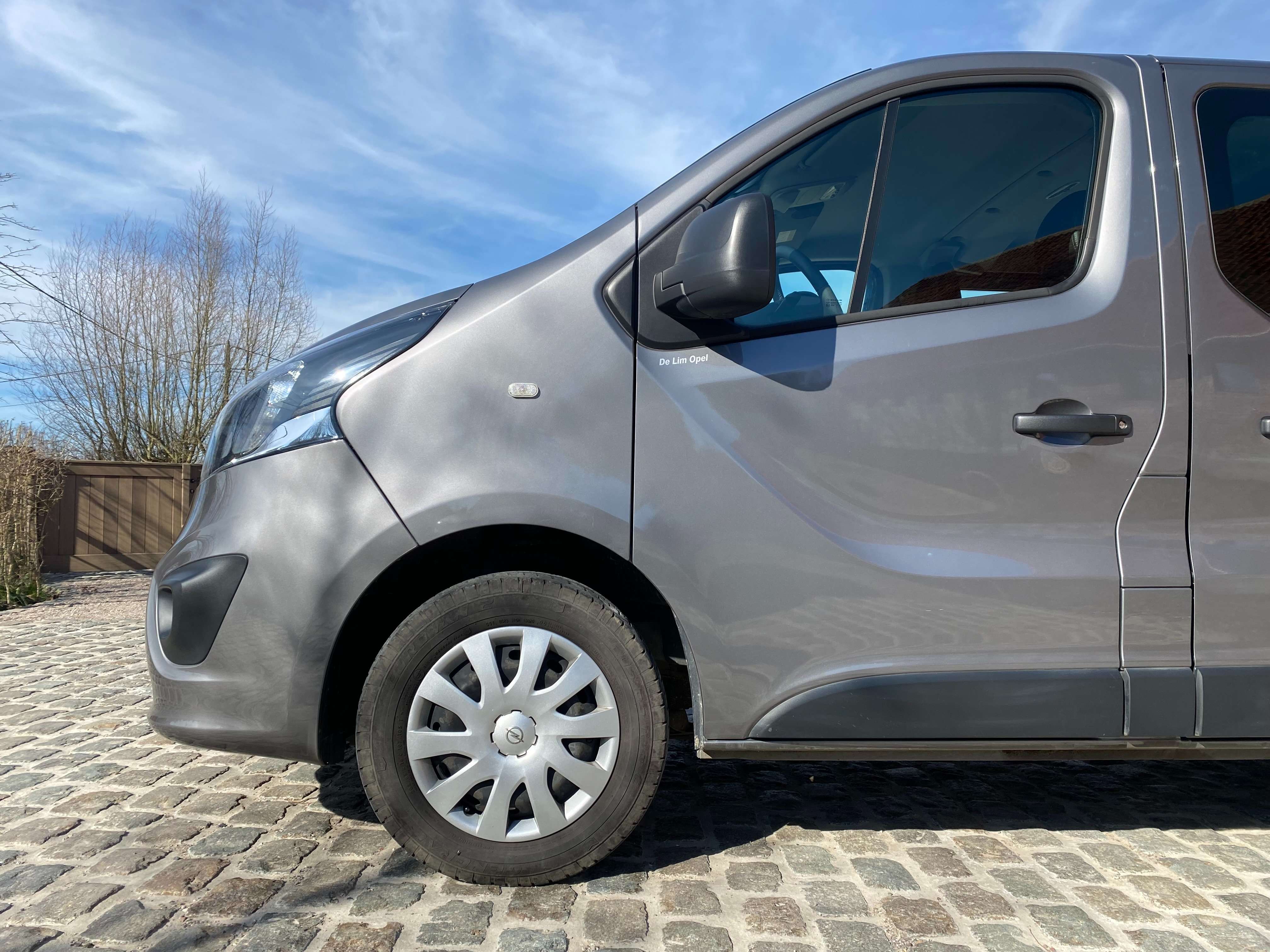 Leconte Motors -  Opel Vivaro