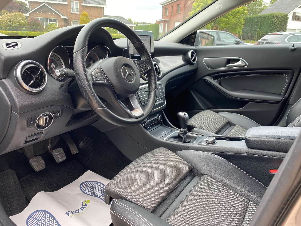 Leconte Motors -  Mercedes-Benz CLA 180