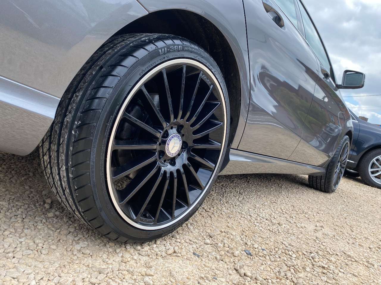 Leconte Motors -  Mercedes-Benz CLA 180
