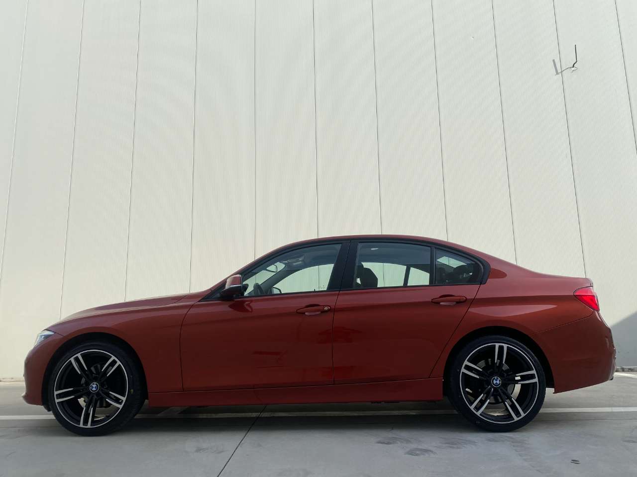 Leconte Motors -  BMW 318