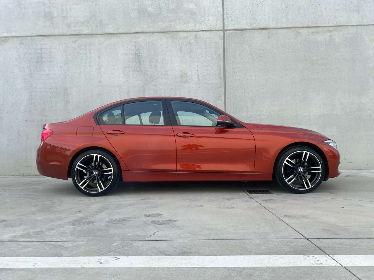 Leconte Motors -  BMW 318