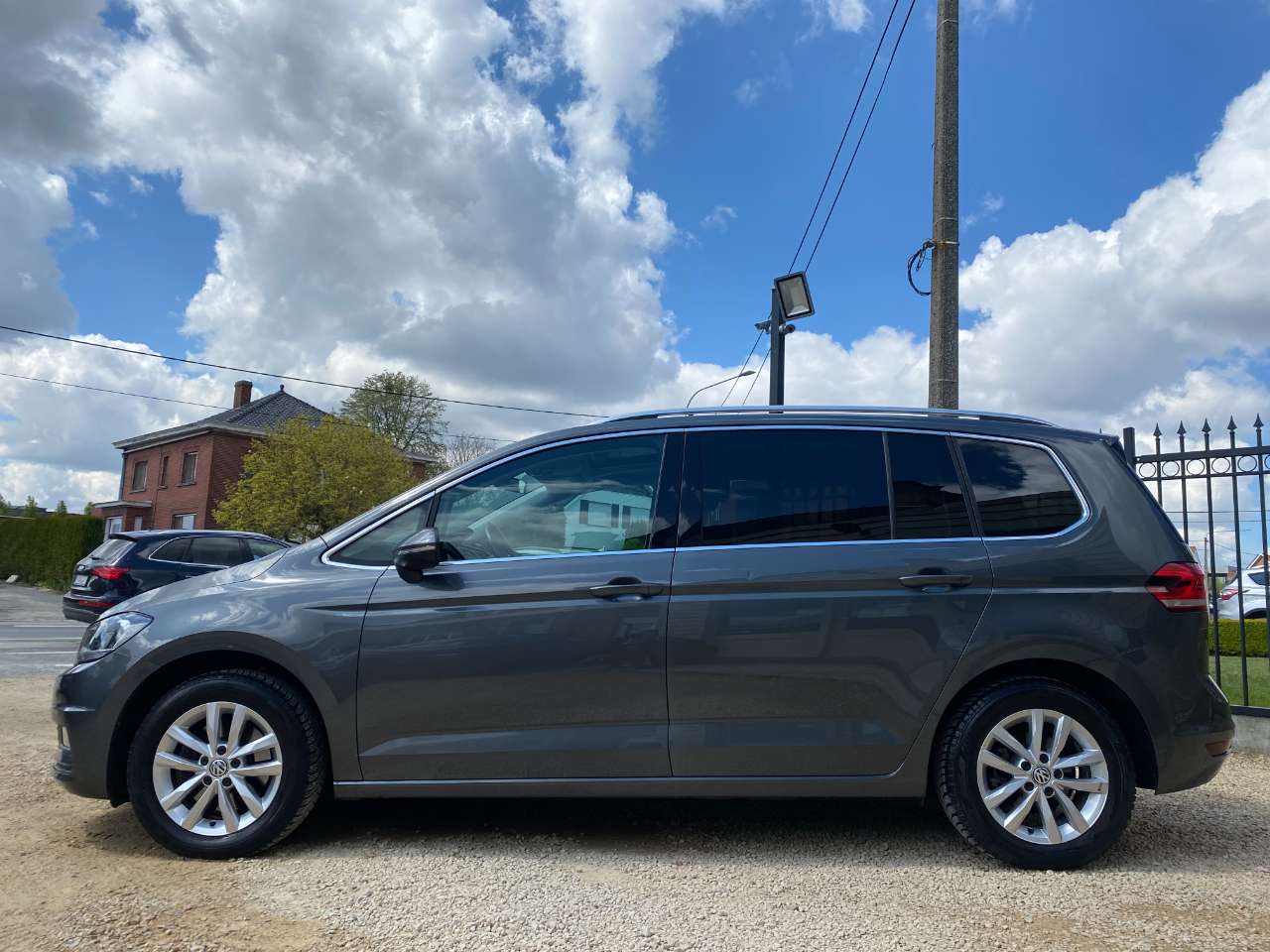 Leconte Motors -  Volkswagen Touran