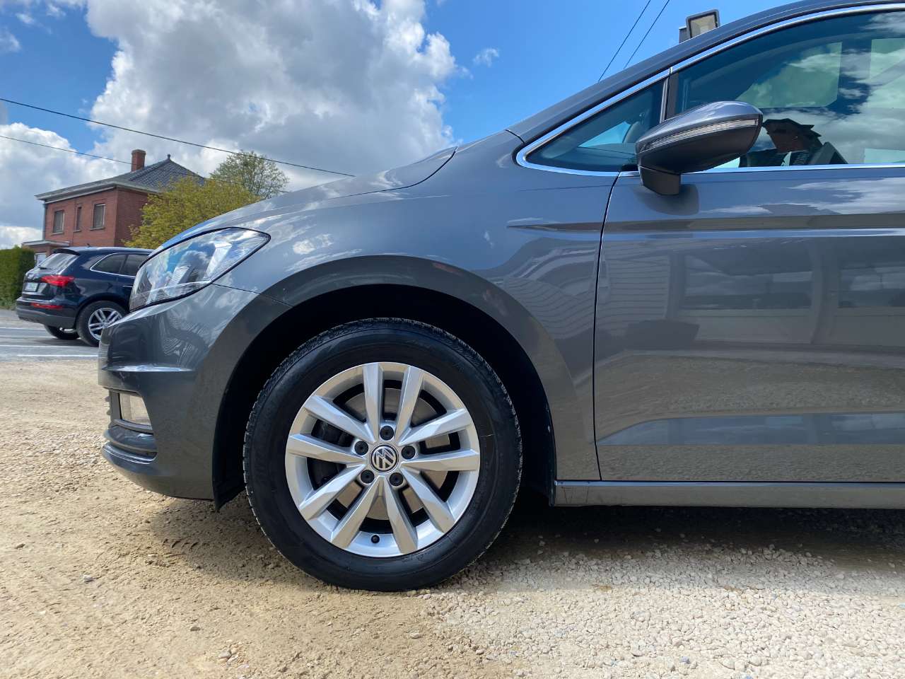 Leconte Motors -  Volkswagen Touran