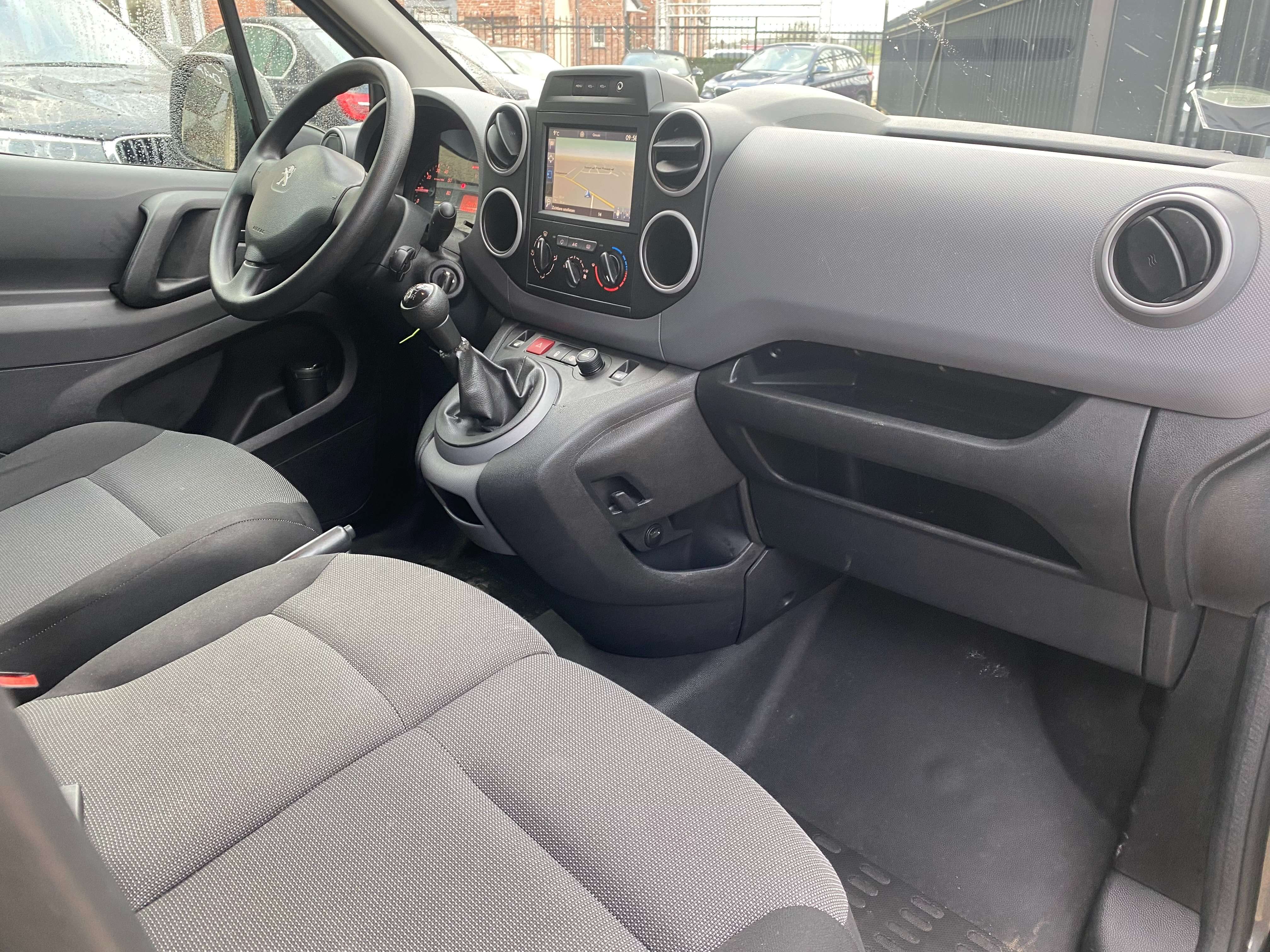 Leconte Motors -  Peugeot Partner