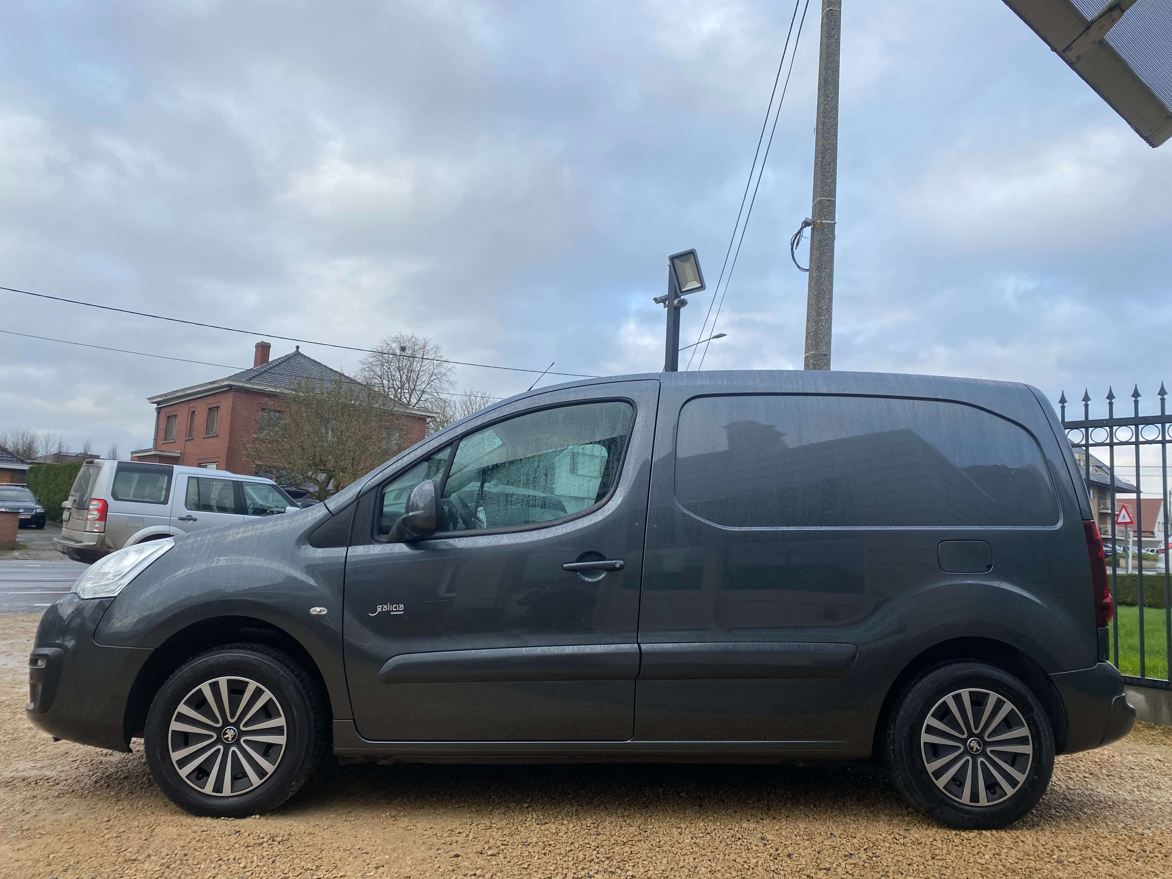 Leconte Motors -  Peugeot Partner