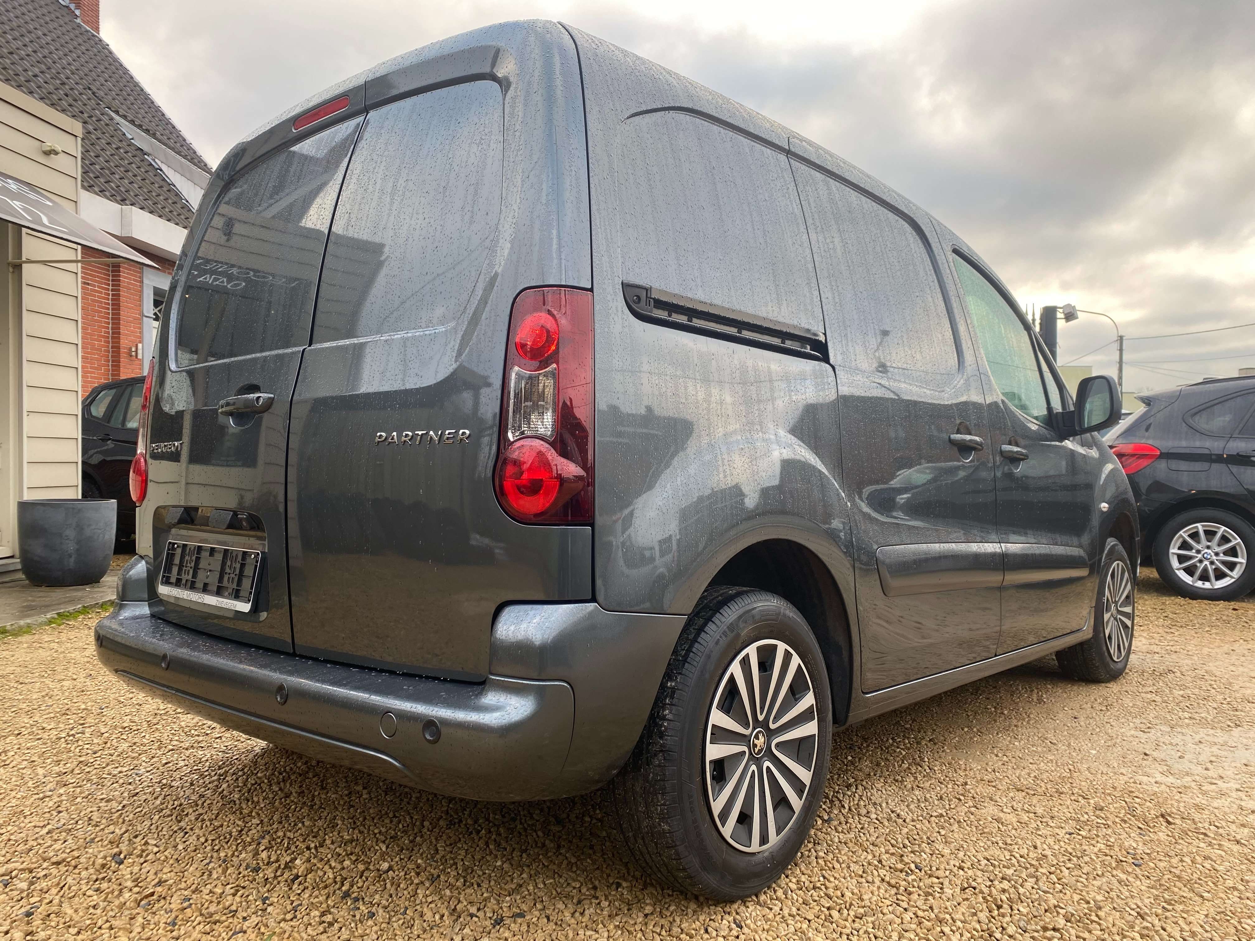 Leconte Motors -  Peugeot Partner