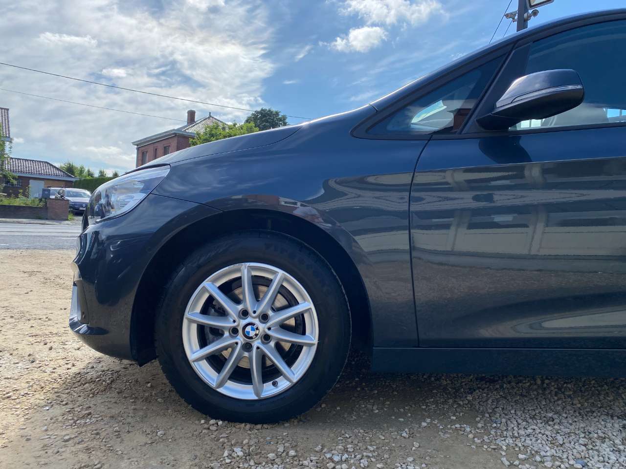 Leconte Motors -  BMW 214