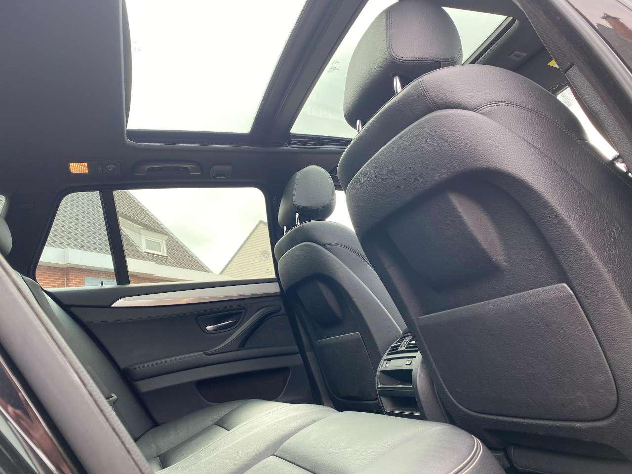 Leconte Motors -  BMW 520