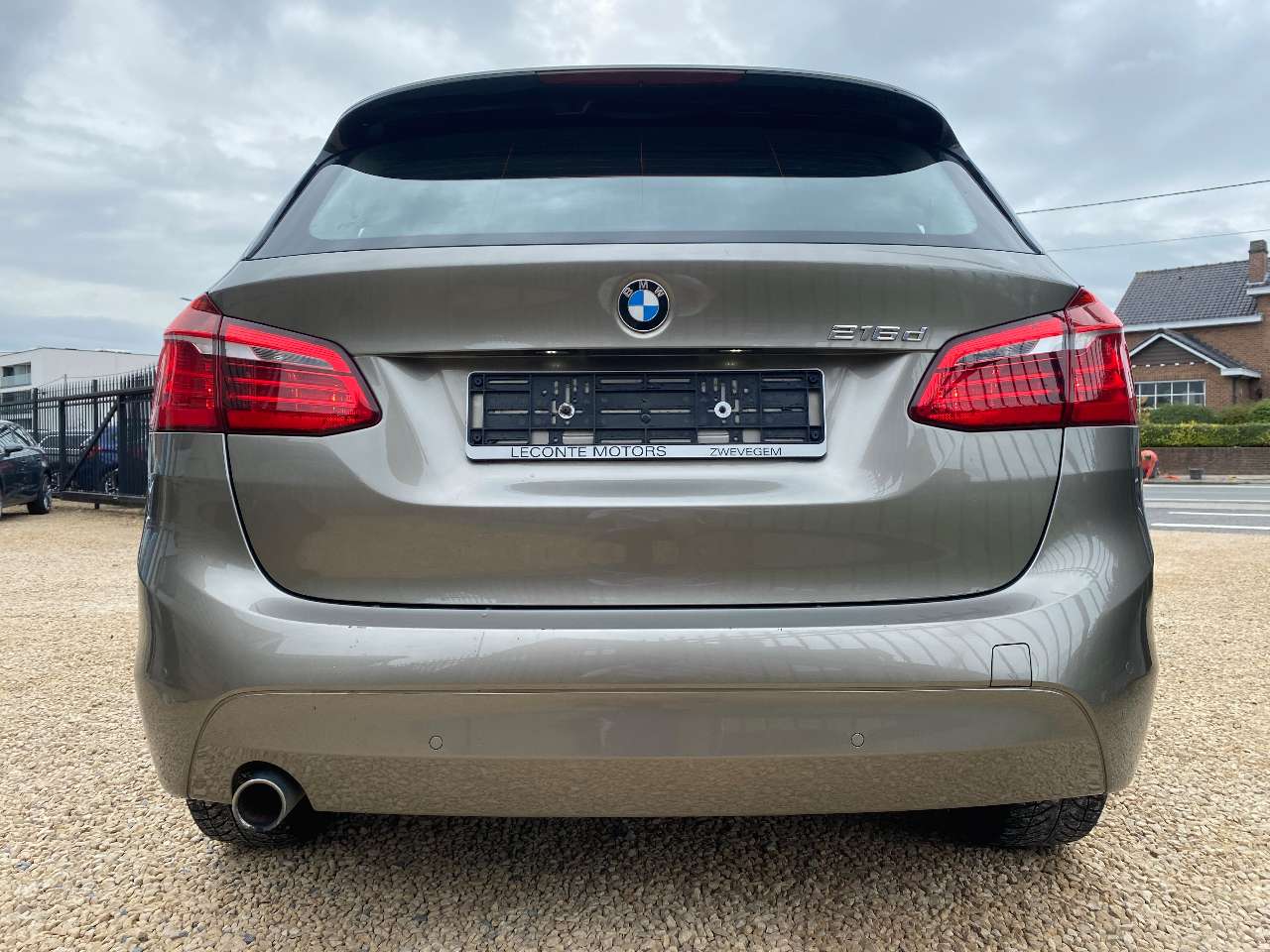 Leconte Motors - BMW 216