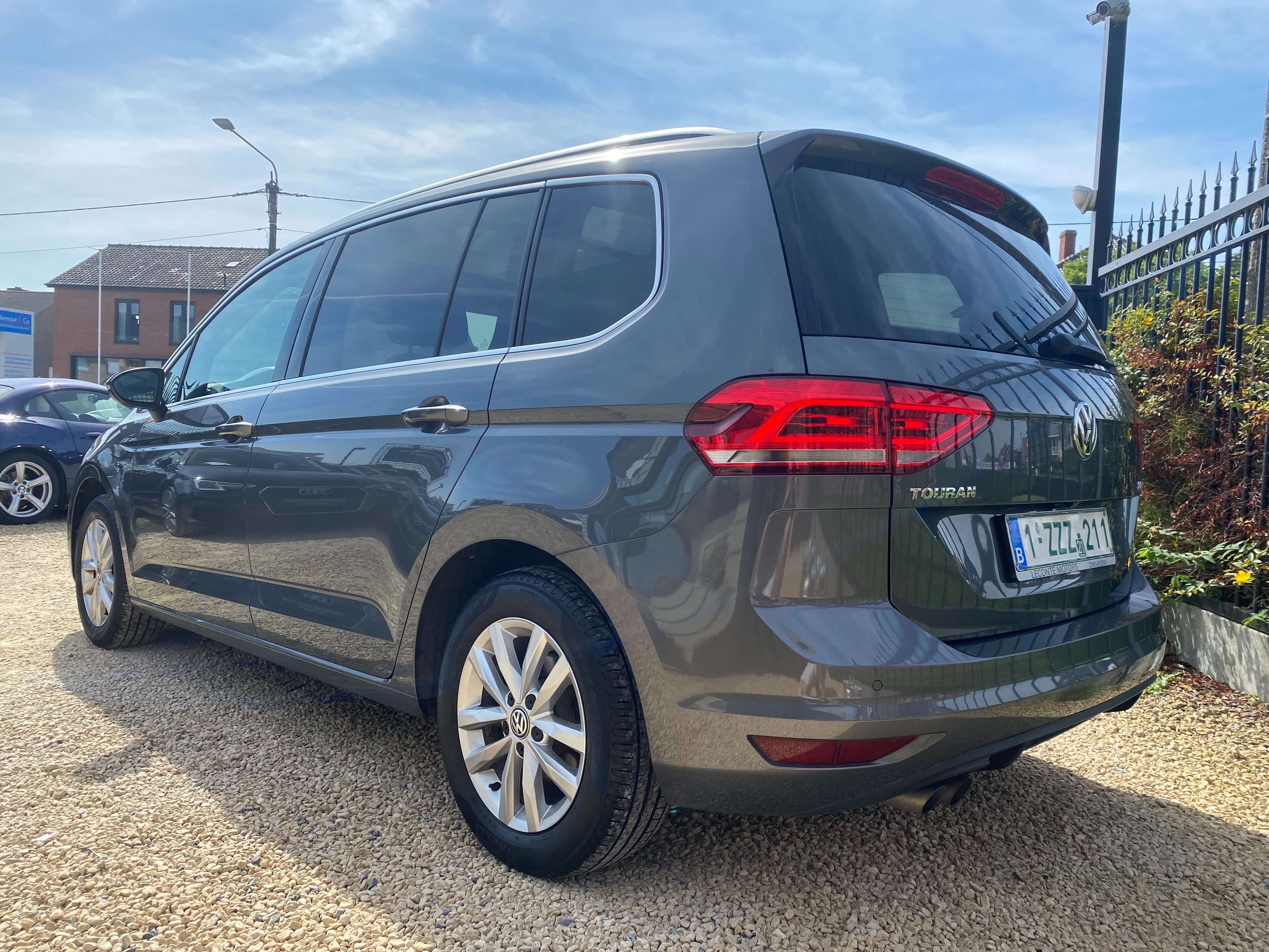 Leconte Motors -  Volkswagen Touran