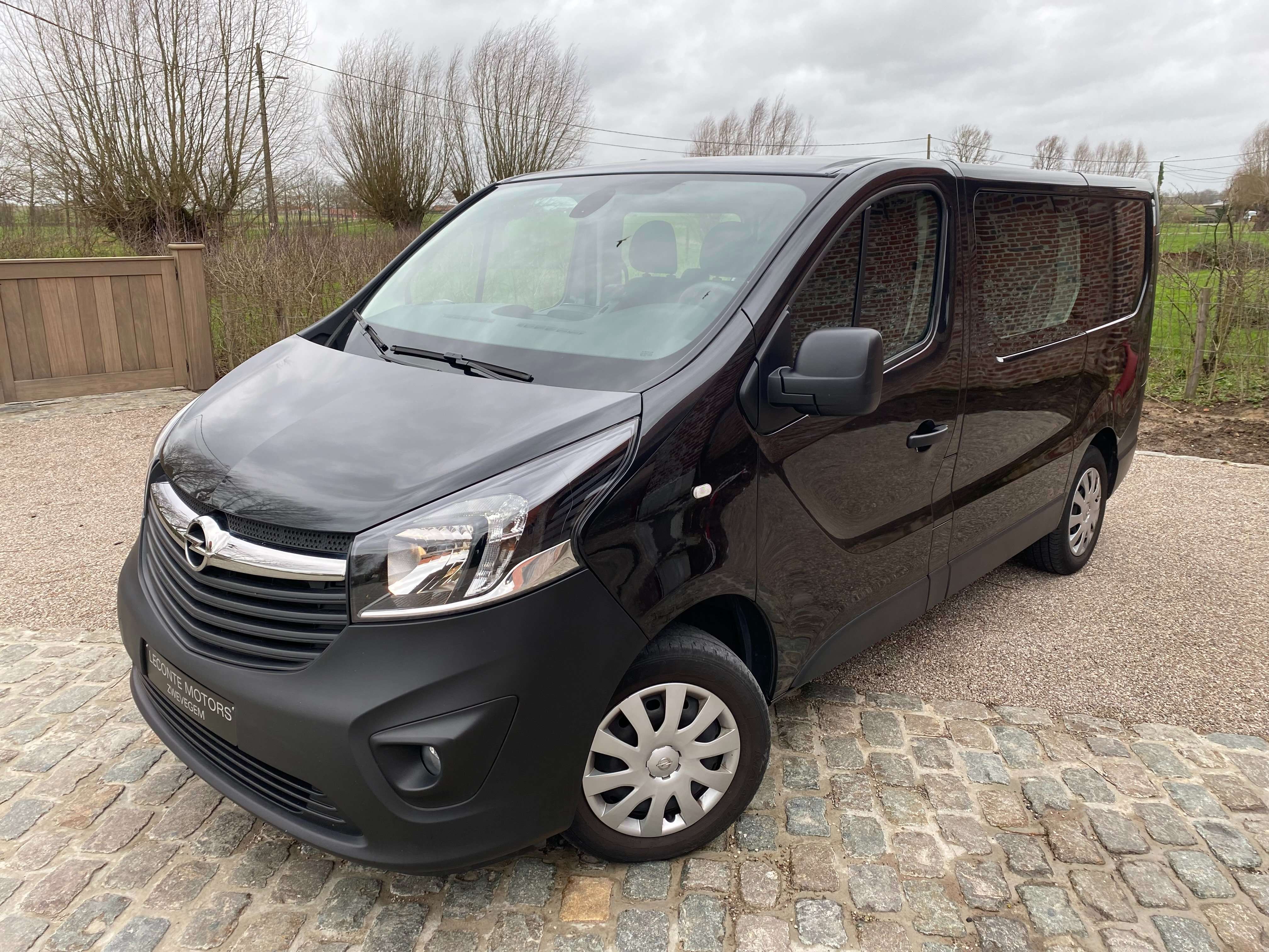 Leconte Motors -  Opel Vivaro