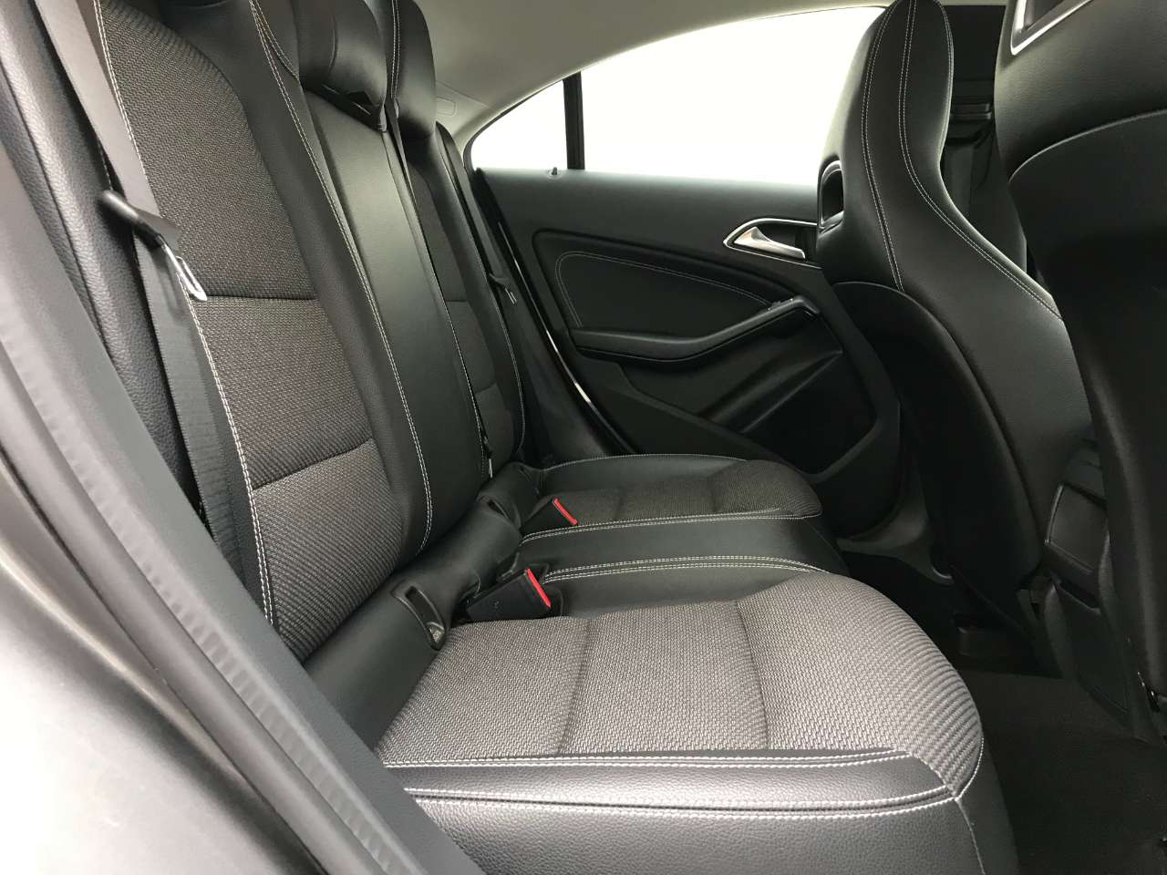 Leconte Motors -  Mercedes-Benz CLA 180