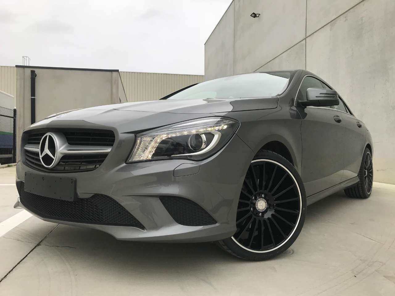 Leconte Motors -  Mercedes-Benz CLA 180
