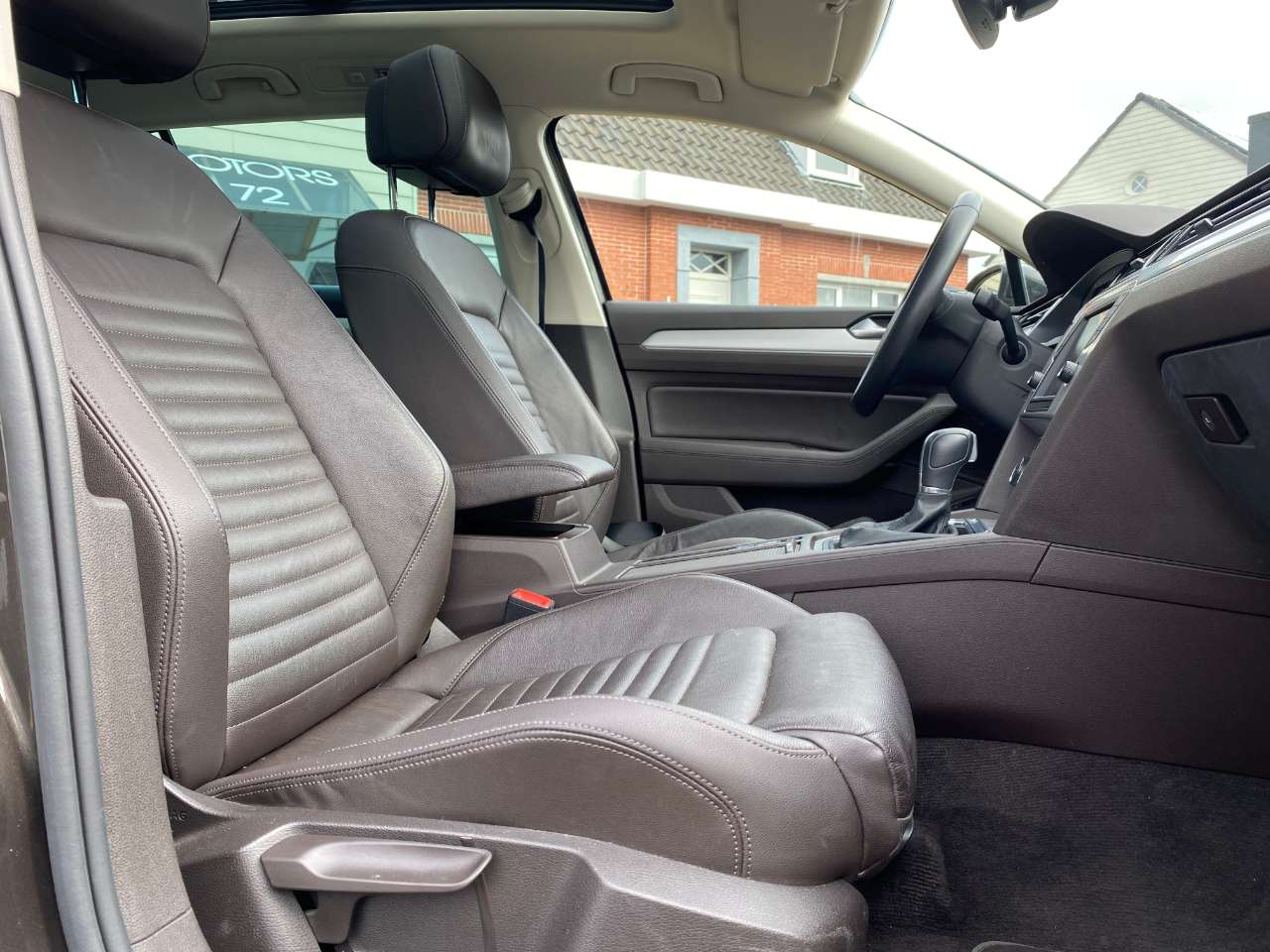 Leconte Motors -  Volkswagen Passat Variant