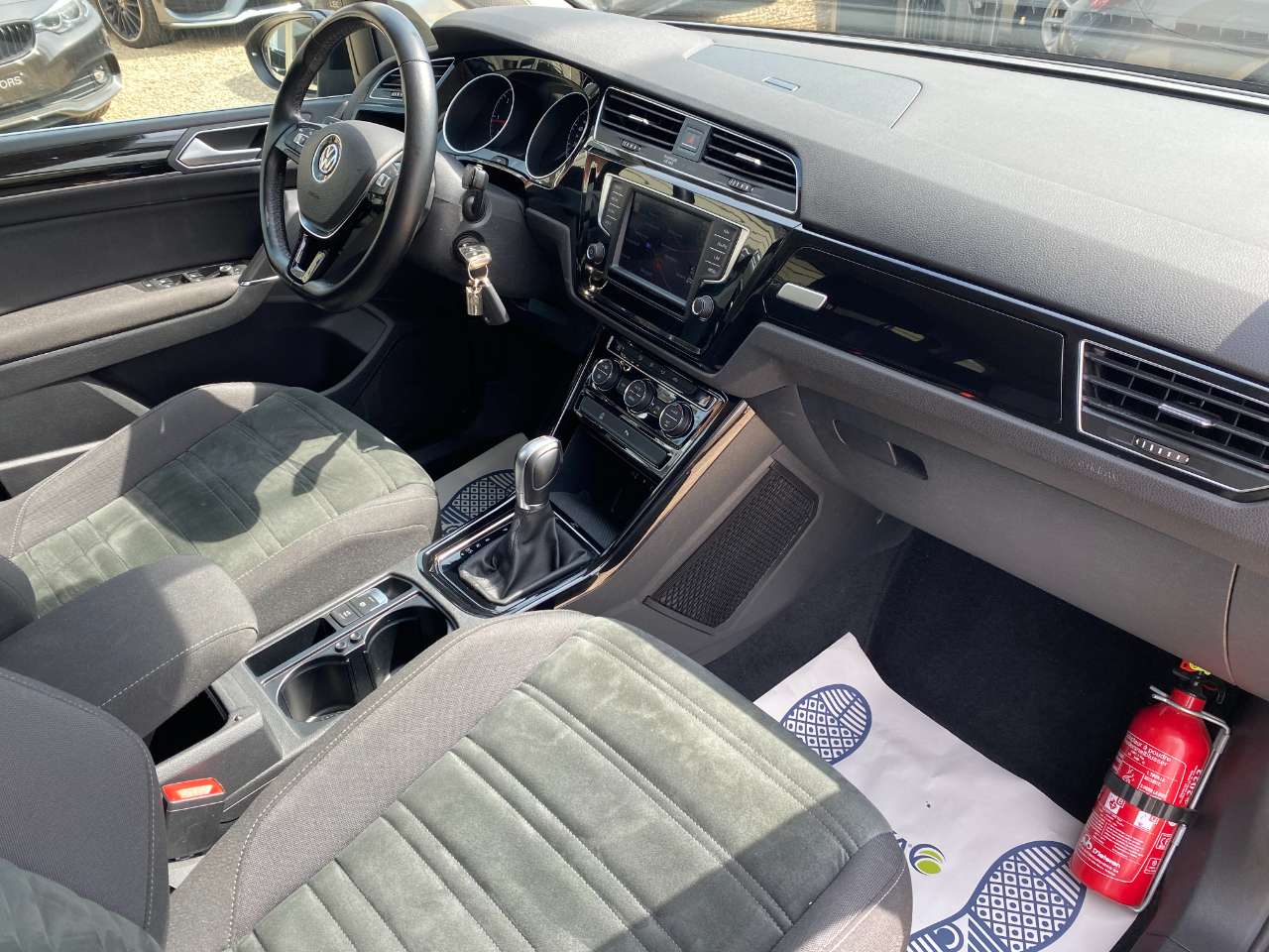 Leconte Motors -  Volkswagen Touran