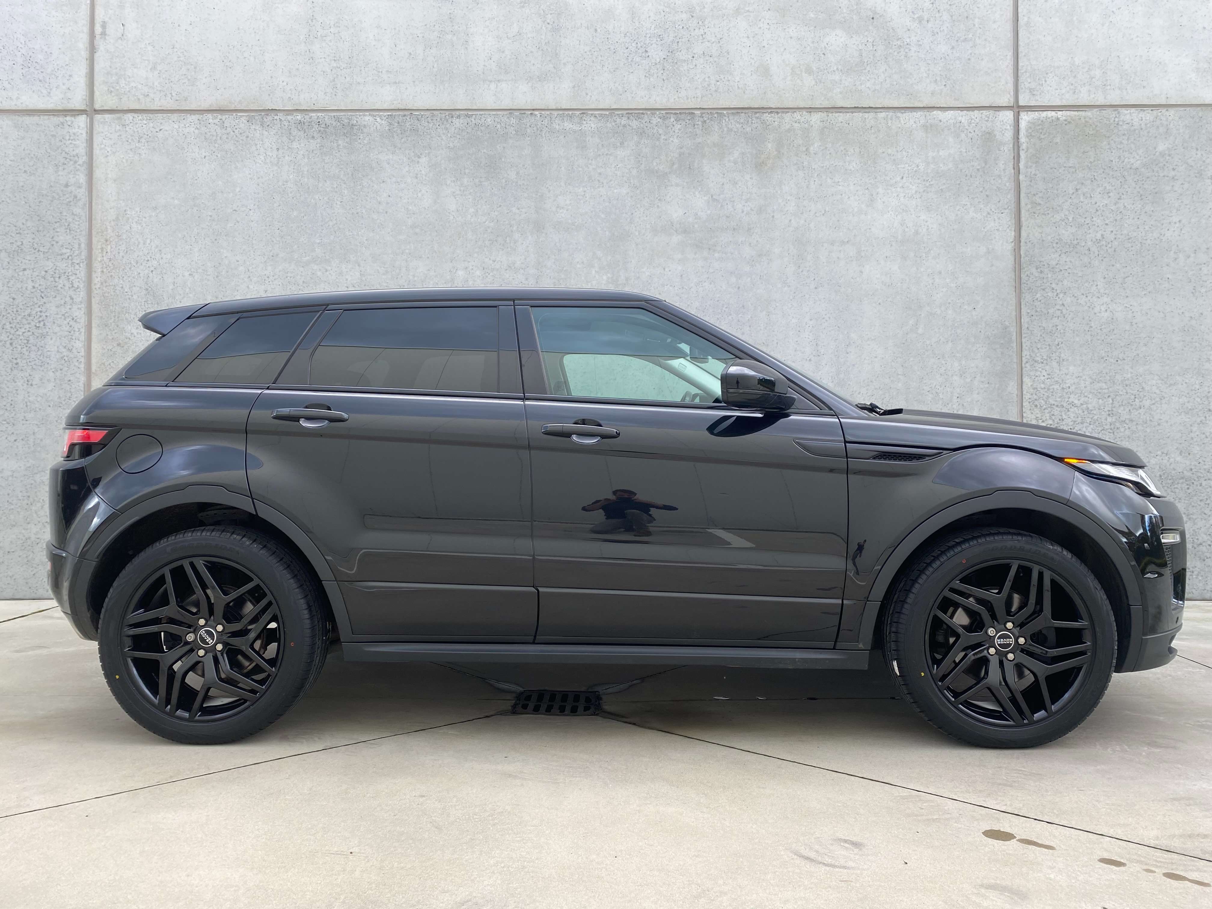Leconte Motors -  Land Rover  Range Rover Evoque