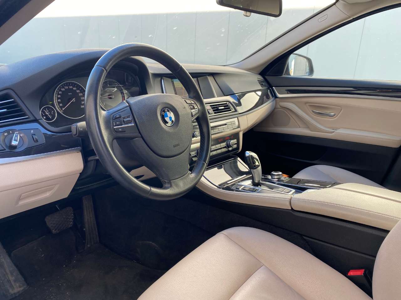 Leconte Motors -  BMW 518